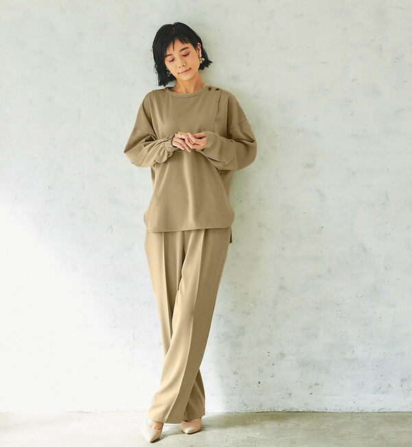 qualite「【WEB・一部店舗限定】起毛サテンカッティングブラウス」|シャツ・ブラウス|