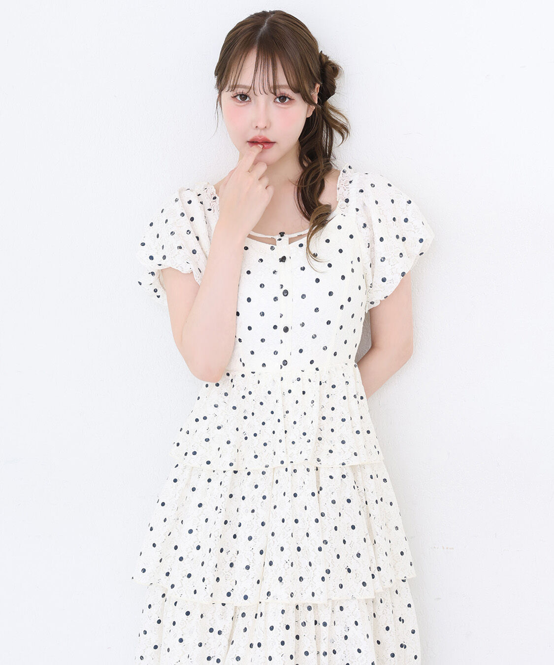  「【Black Ribbon Collection】バックリボンティアードワンピ」|ワンピース|