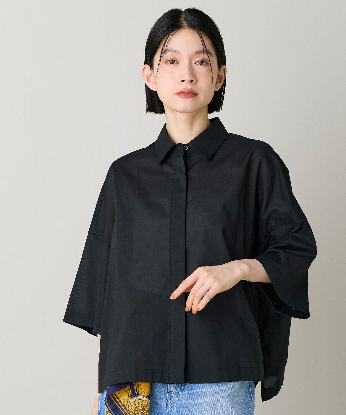 DAY by DAY it&rsquo;s international「5分袖シャツブラウス｜揺れる変形裾で魅せる大人の旬ブラウス」|シャツ・ブラウス|ブラック