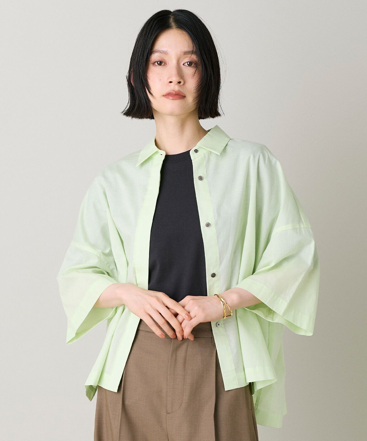 DAY by DAY it&rsquo;s international「5分袖シャツブラウス｜揺れる変形裾で魅せる大人の旬ブラウス」|シャツ・ブラウス|