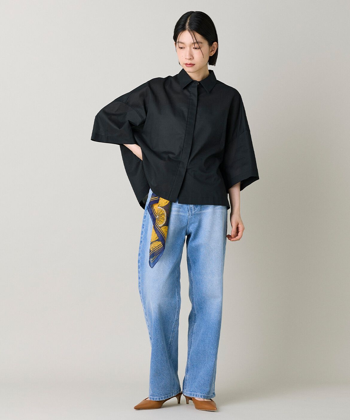 DAY by DAY it&rsquo;s international「5分袖シャツブラウス｜揺れる変形裾で魅せる大人の旬ブラウス」|シャツ・ブラウス|