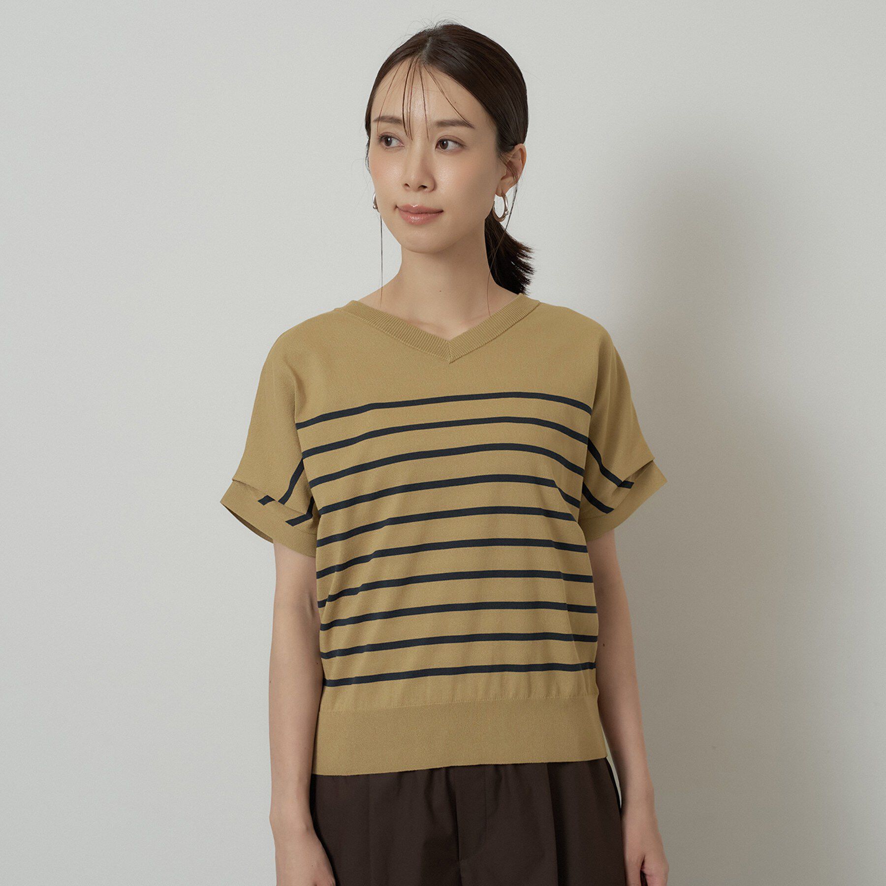 UNTITLED「【肌に張りつきにくい/前後2WAY】ドライタッチコットンプルオーバー」|ニット・セーター|