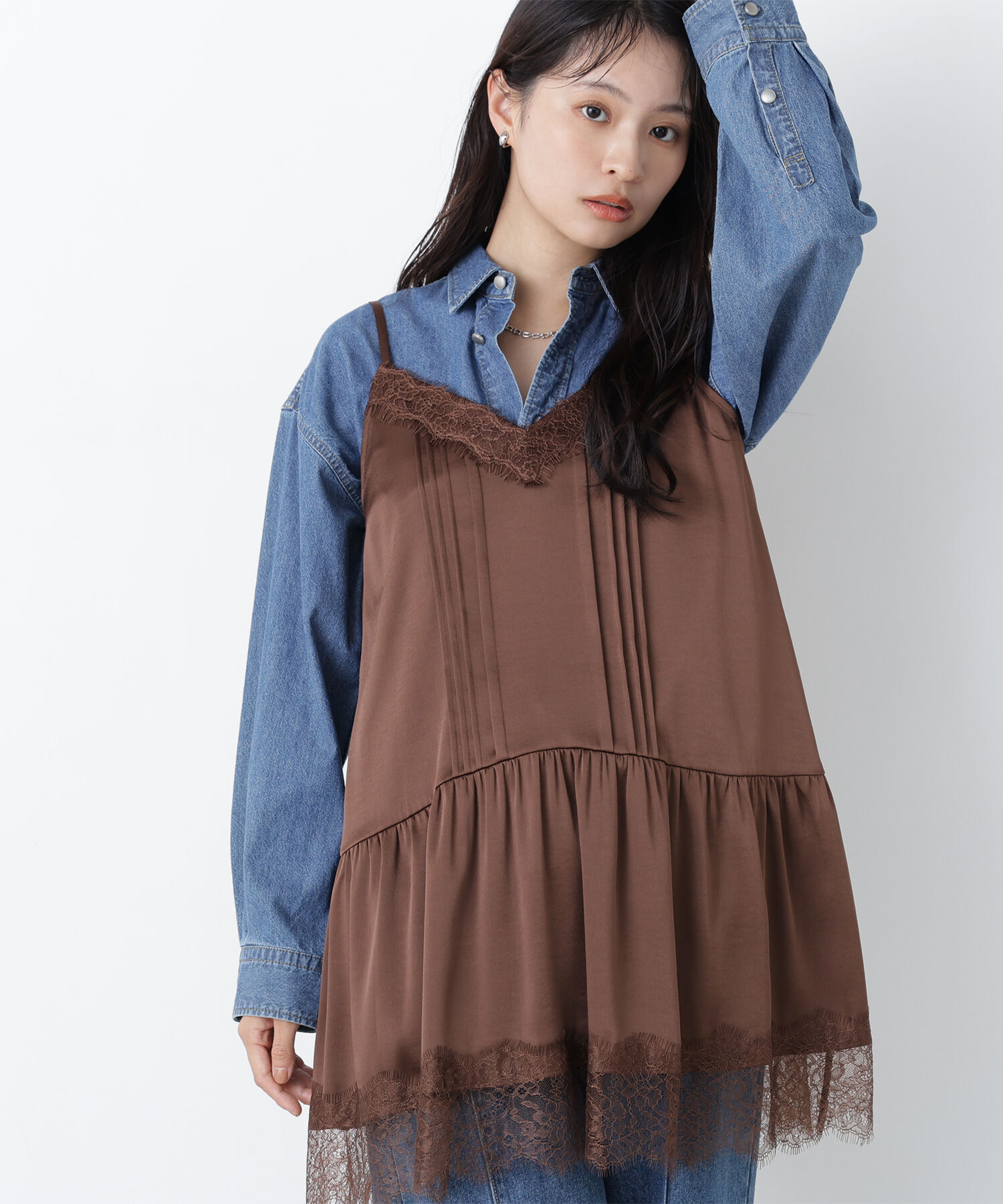  「〈N.〉サテンレースキャミ」|シャツ・ブラウス|ブラウン