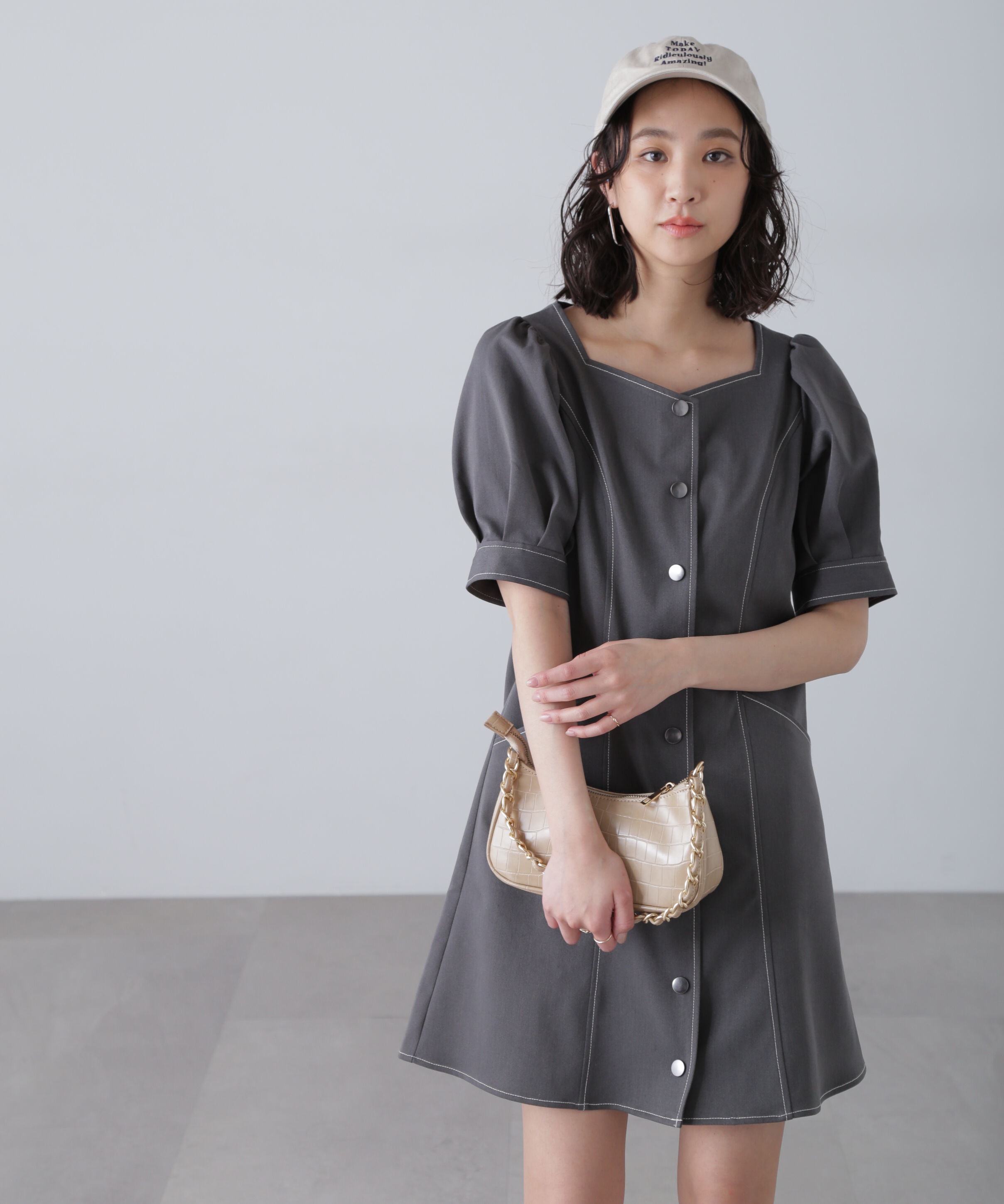  「配色ステッチ前開きミニワンピース」|ワンピース|