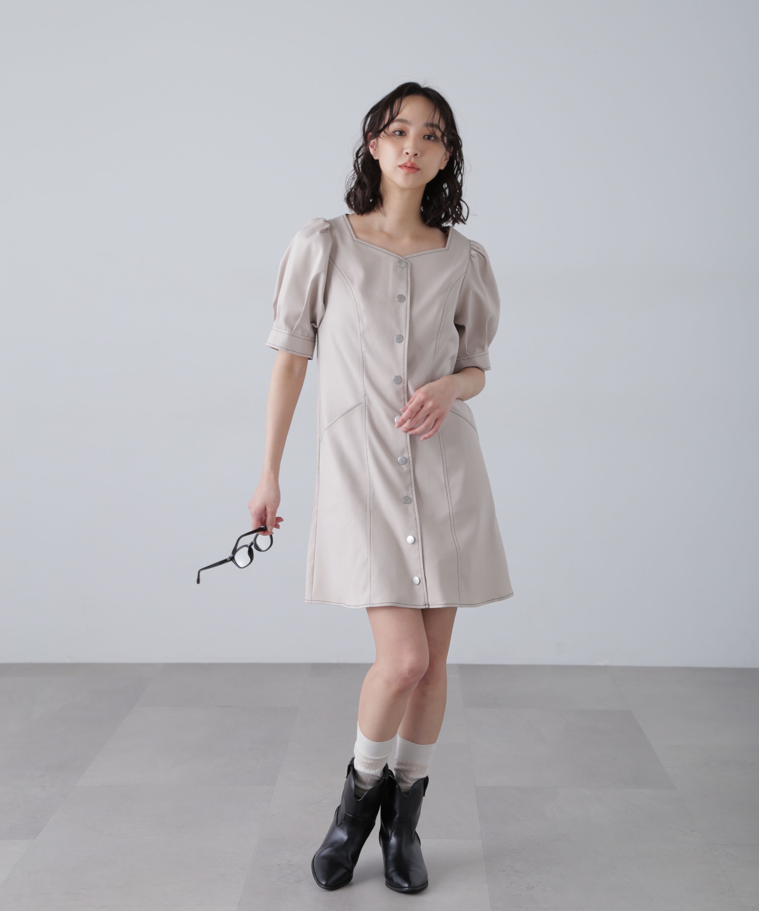  「配色ステッチ前開きミニワンピース」|ワンピース|
