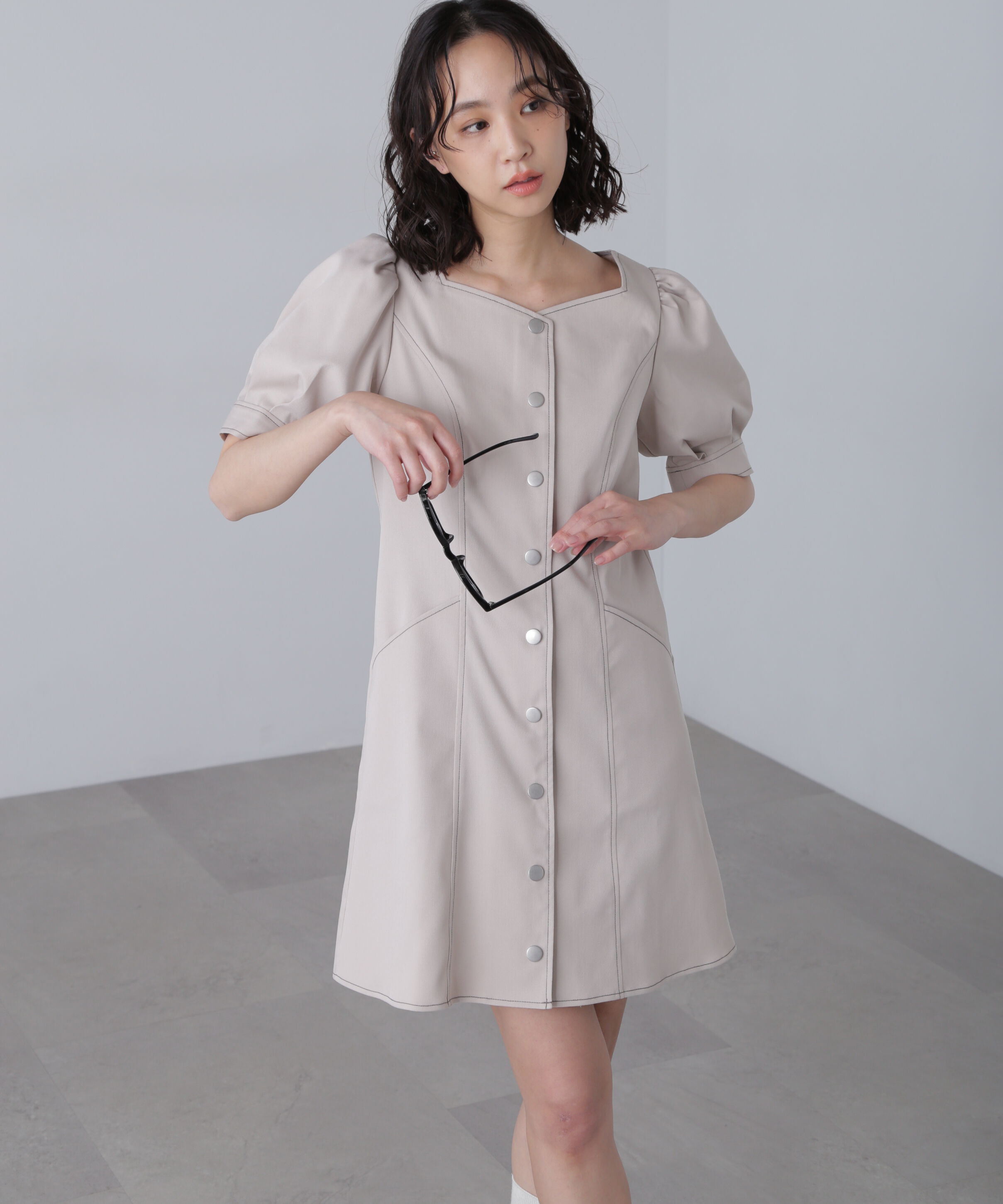  「配色ステッチ前開きミニワンピース」|ワンピース|