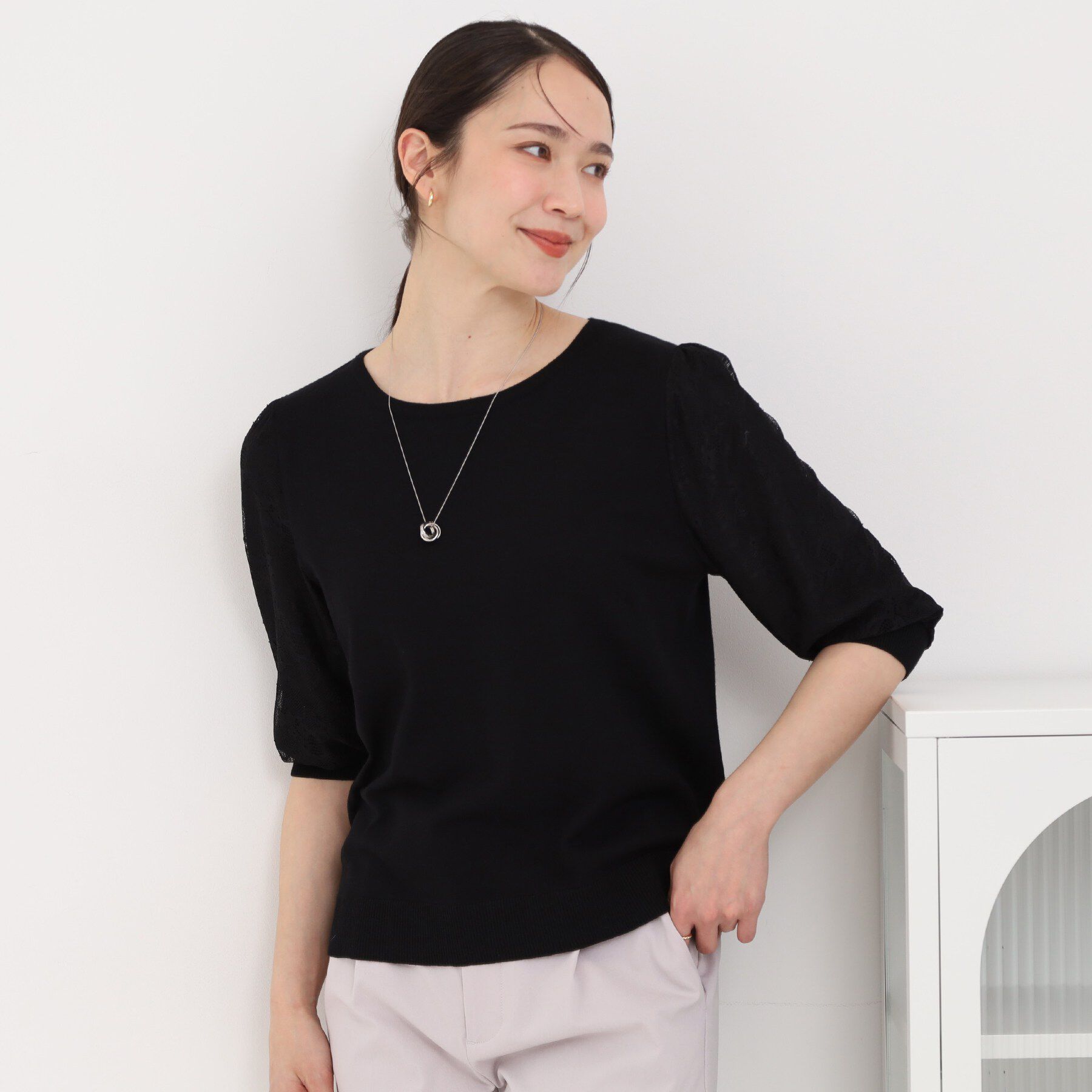 SHOO･LA･RUE「【洗濯機可/S-LL】シンプルだけど華やか レースの5分袖ニット」|ニット・セーター|