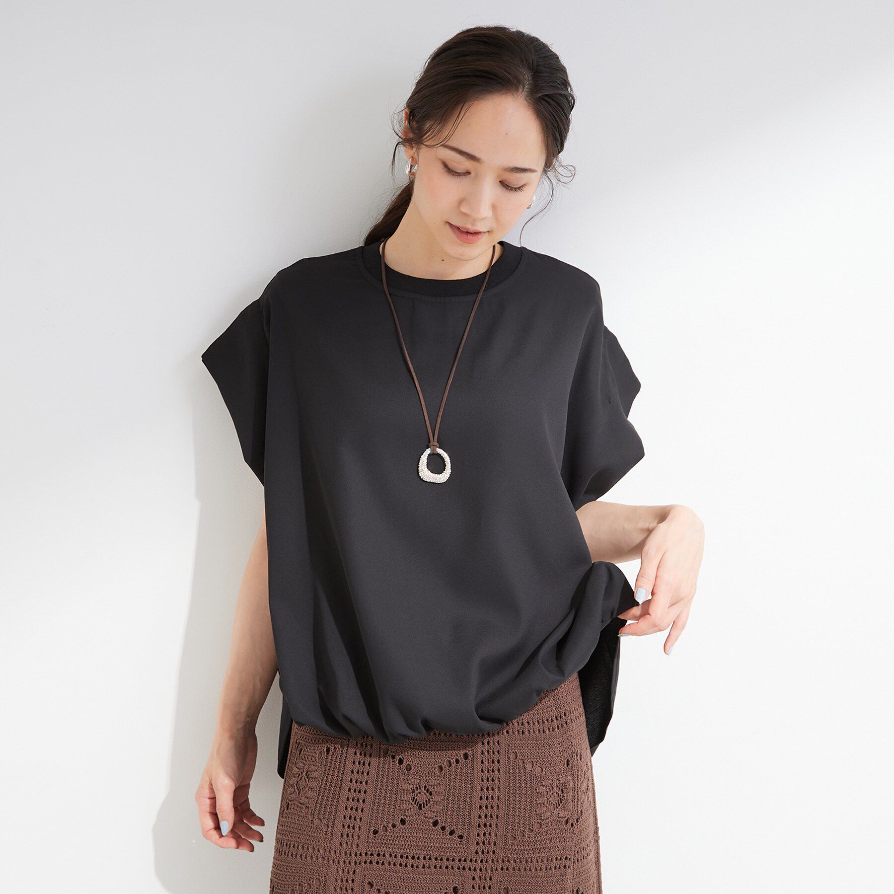SHOO･LA･RUE「【洗濯機可/体型カバー】インしてる風 ふんわり裾バルーントップス」|Tシャツ・カットソー|