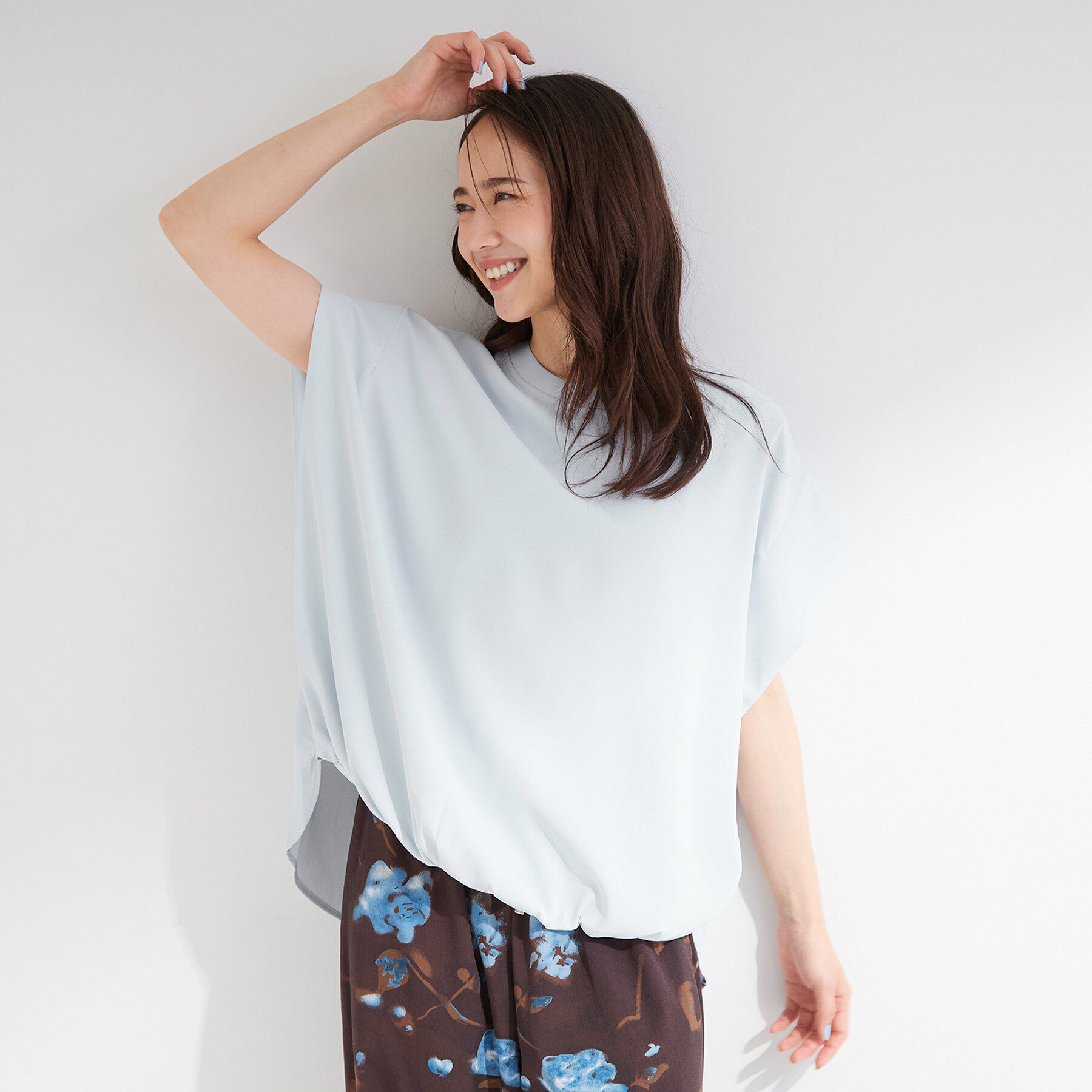 SHOO･LA･RUE「【洗濯機可/体型カバー】インしてる風 ふんわり裾バルーントップス」|Tシャツ・カットソー|