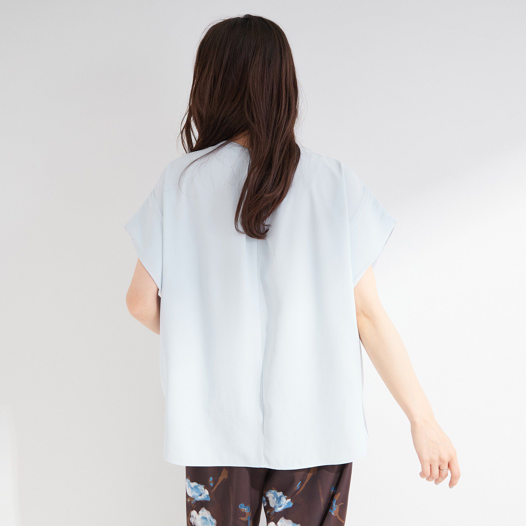 SHOO･LA･RUE「【洗濯機可/体型カバー】インしてる風 ふんわり裾バルーントップス」|Tシャツ・カットソー|