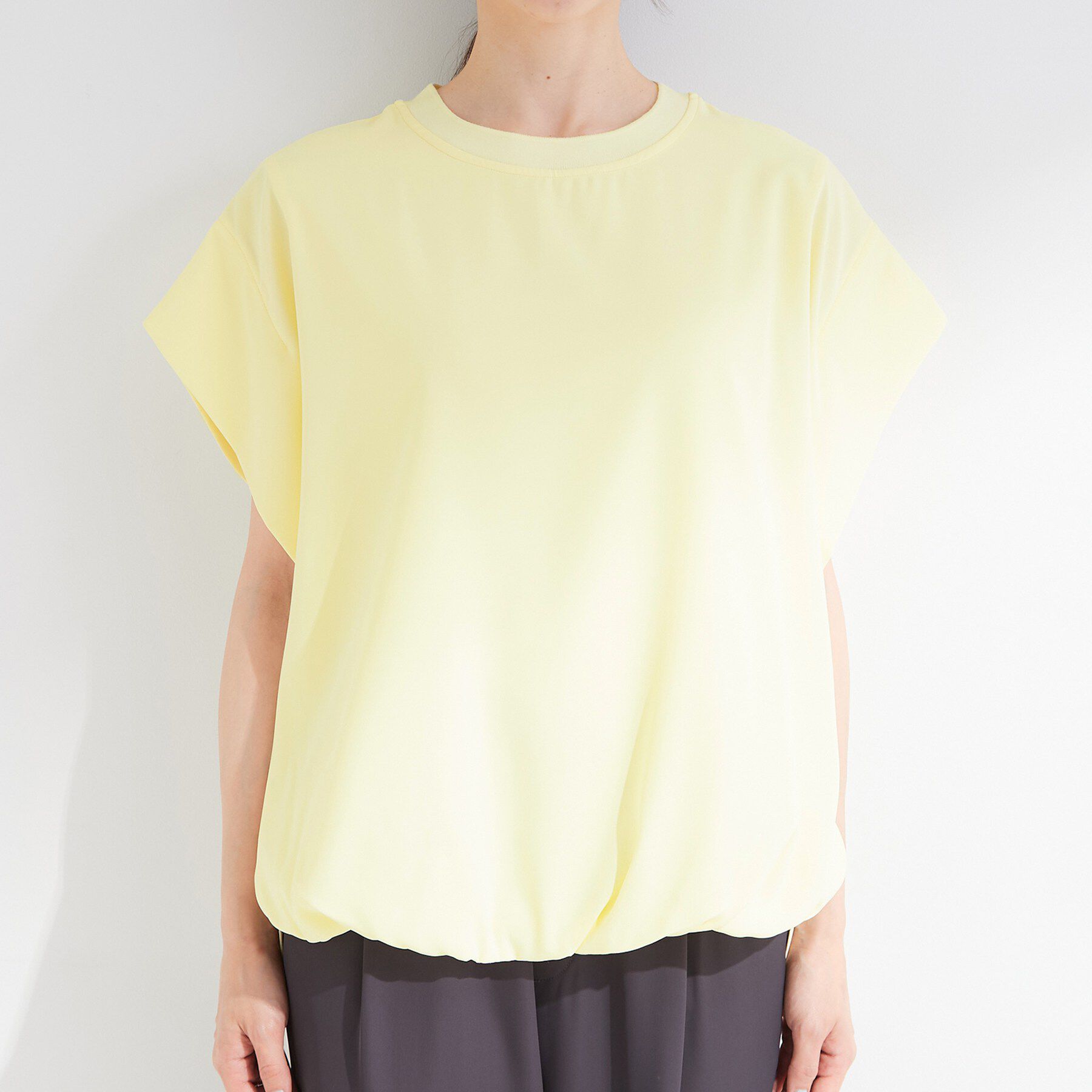 SHOO･LA･RUE「【洗濯機可/体型カバー】インしてる風 ふんわり裾バルーントップス」|Tシャツ・カットソー|