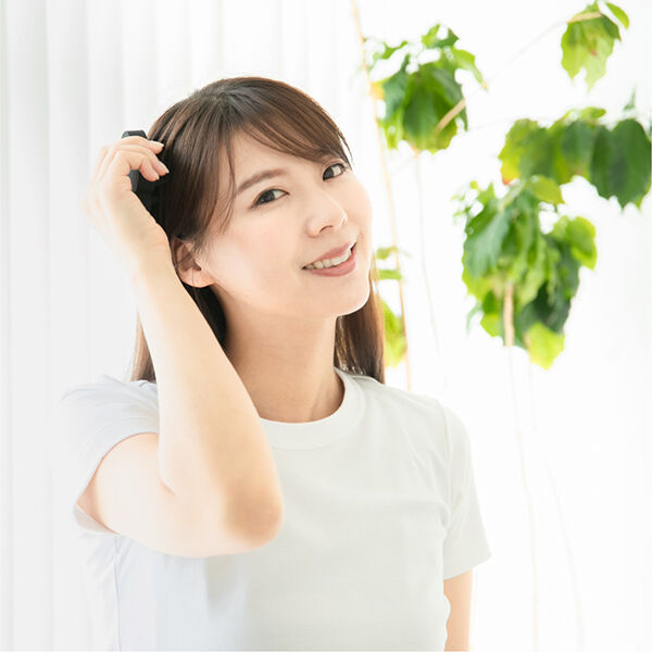  「原末石鹸 G-ZERO COIL MICROCURRENT PRO - the shampoo brush - (1個)」|コスメ雑貨|