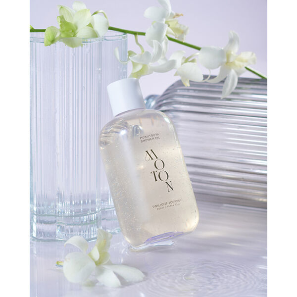  「MOTON 蜜肌ぷるつやシャワーオイル TWILIGHT JOURNEY (300ml)」|ボディクレンジング|
