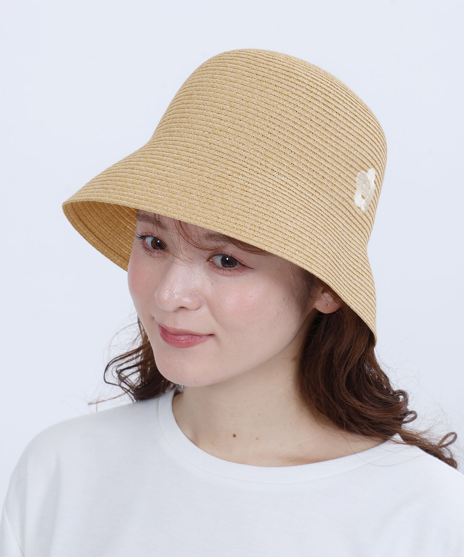 MARY QUANT「デイジーエンブロブレード ハット」|ハット|ベージュ