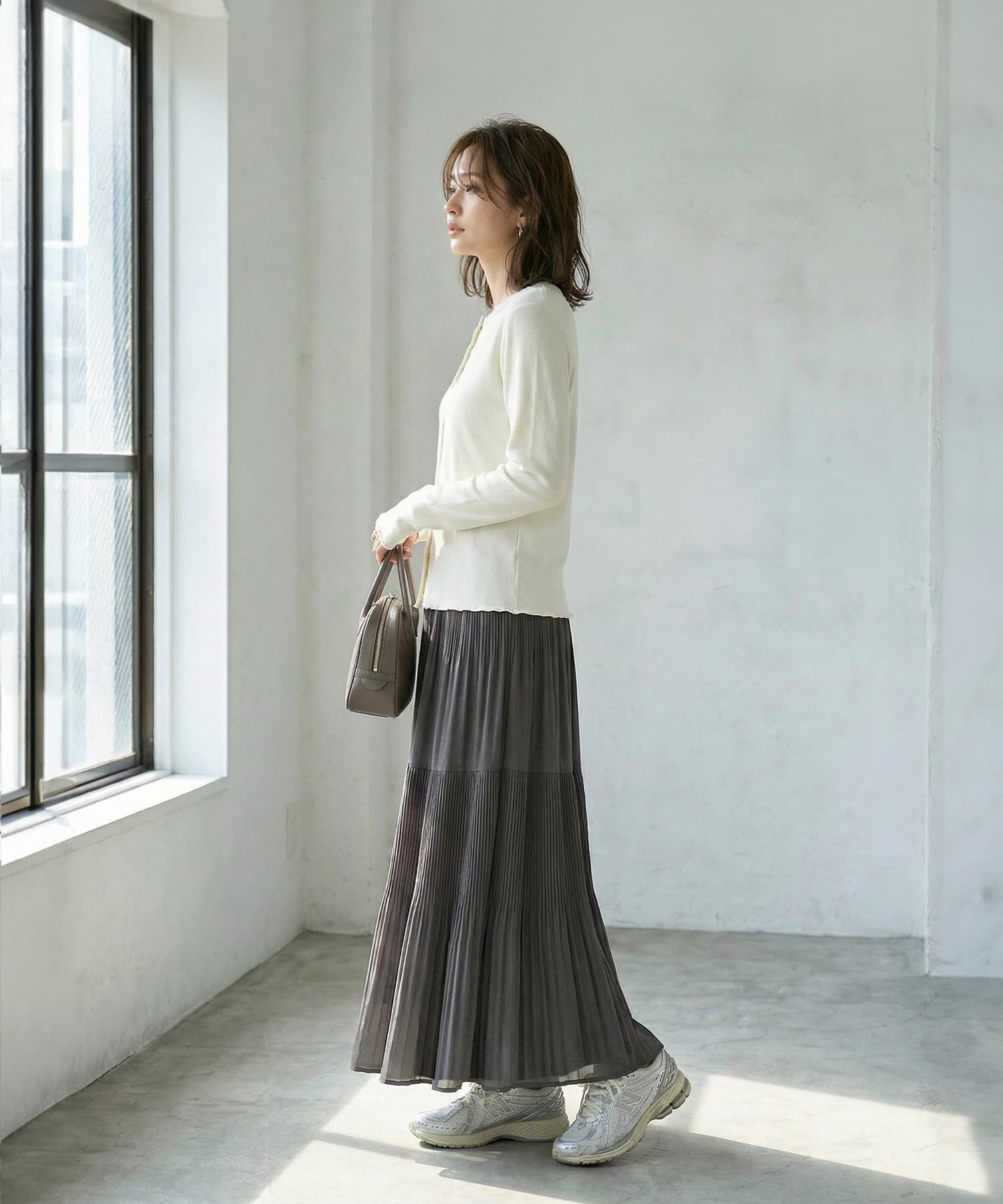 AR24301＊シフォンプリーツスカートセットアップbkS AR24301＊シフォンプリーツスカートセットアップbkS モノクロバイ