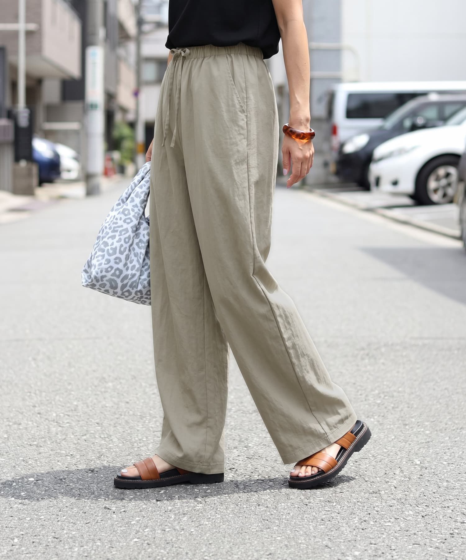 STYLE DELI「涼しいシボ感ギャザーワイドパンツ」|スラックス|