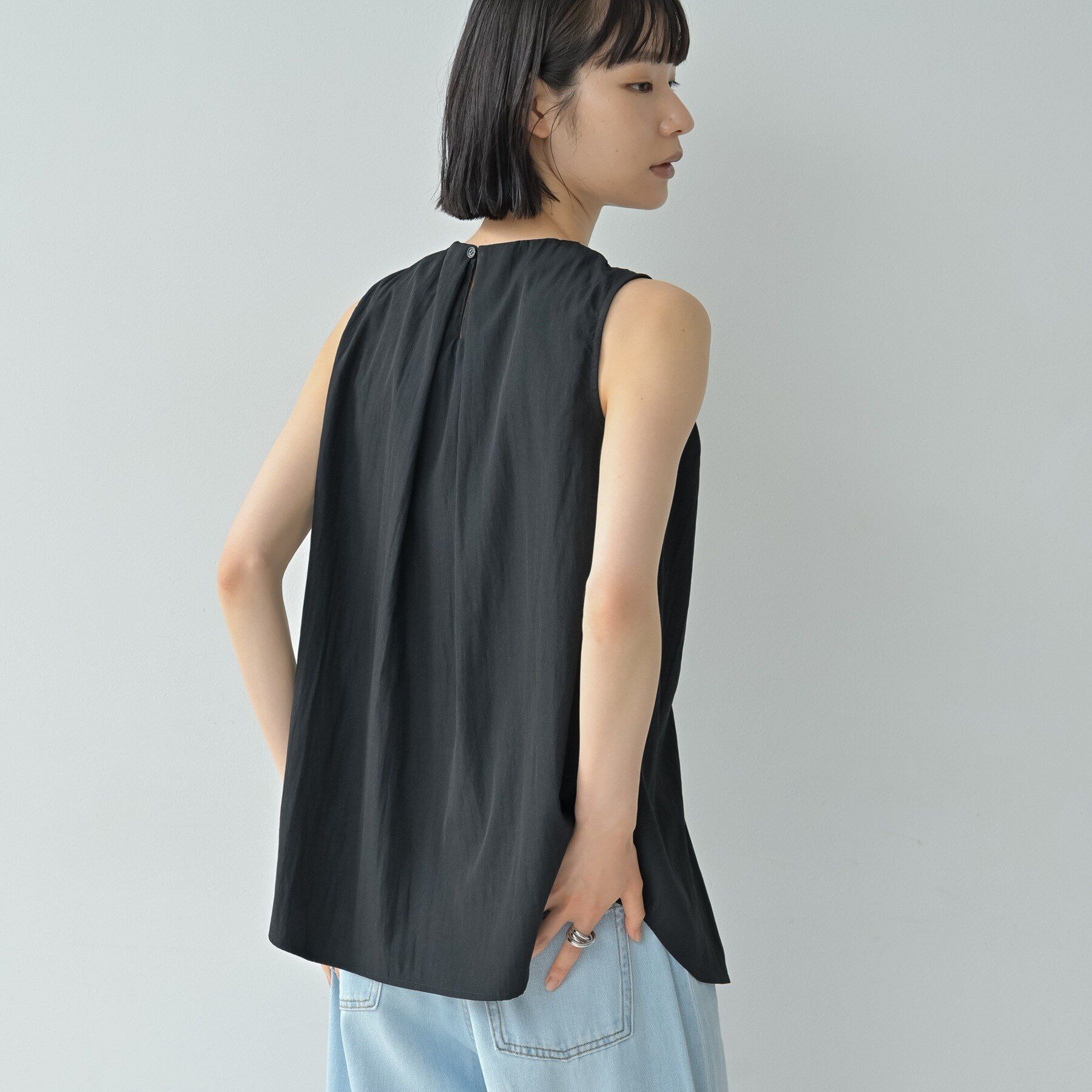 GALLEST「ボリュームタックスリーブレスブラウス」|シャツ・ブラウス|