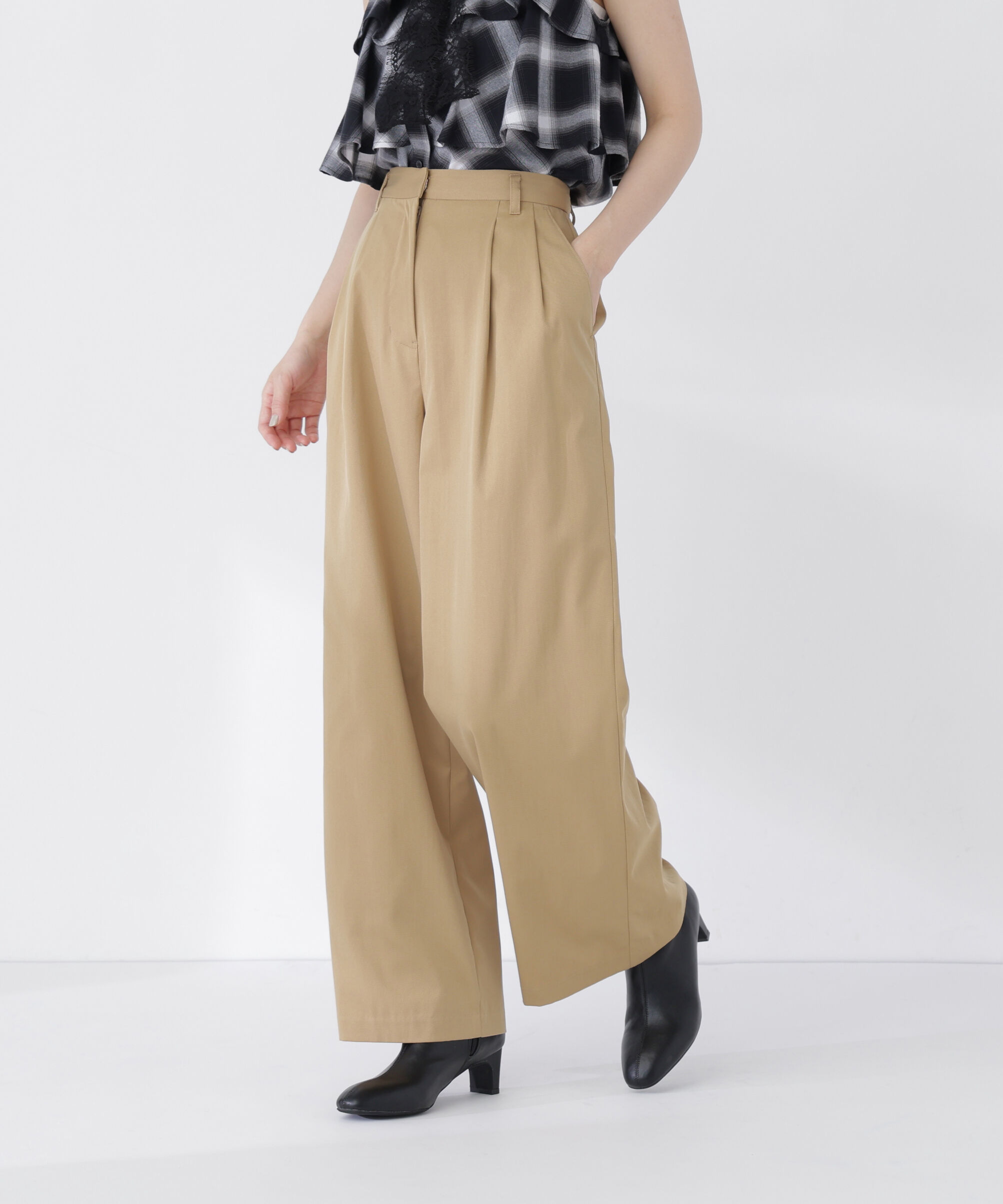  「ツータックワイドパンツ」|その他|