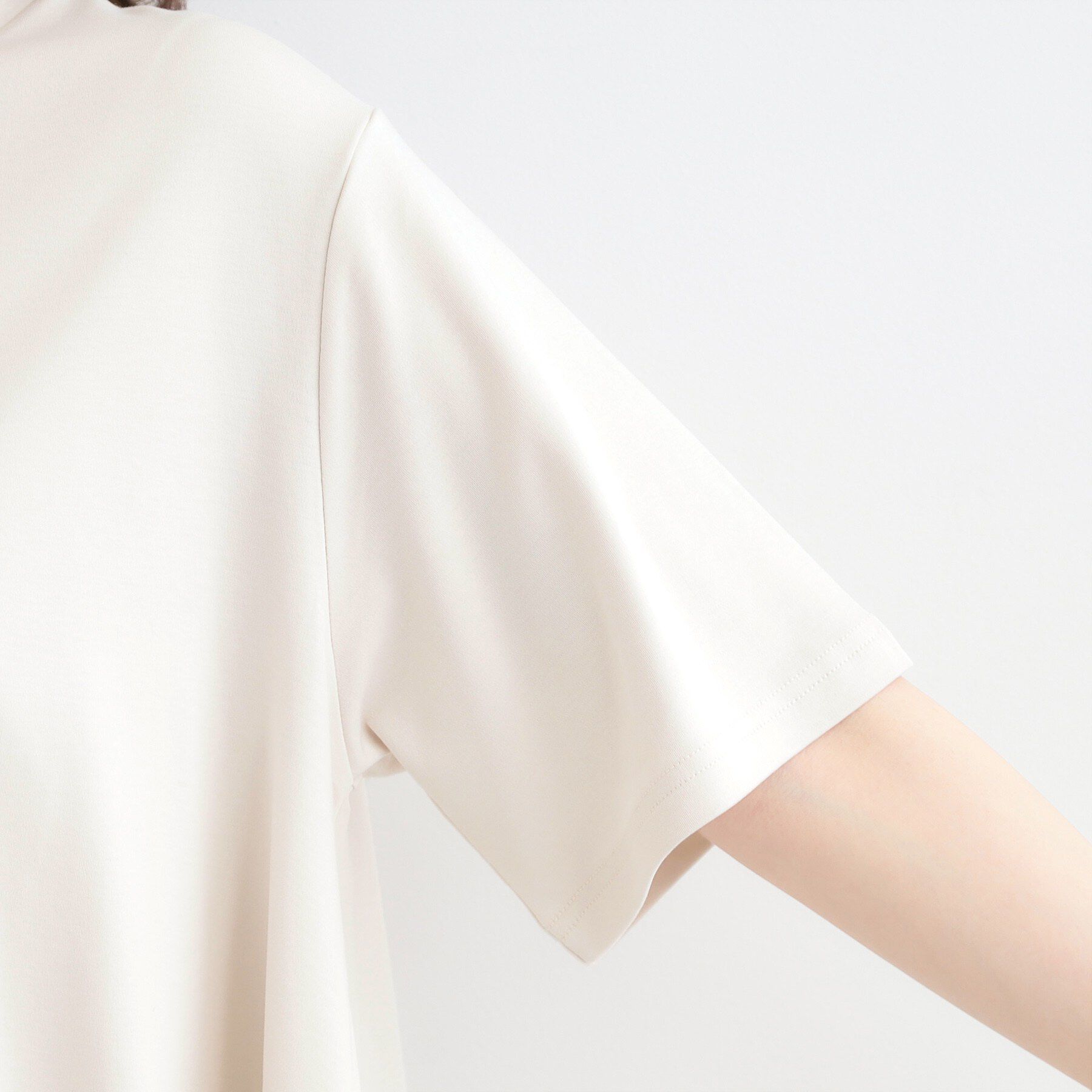 SHOO･LA･RUE「【ひんやり/UV/抗菌防臭】体型カバーも叶う 裾切り替えAライントップス」|Tシャツ・カットソー|