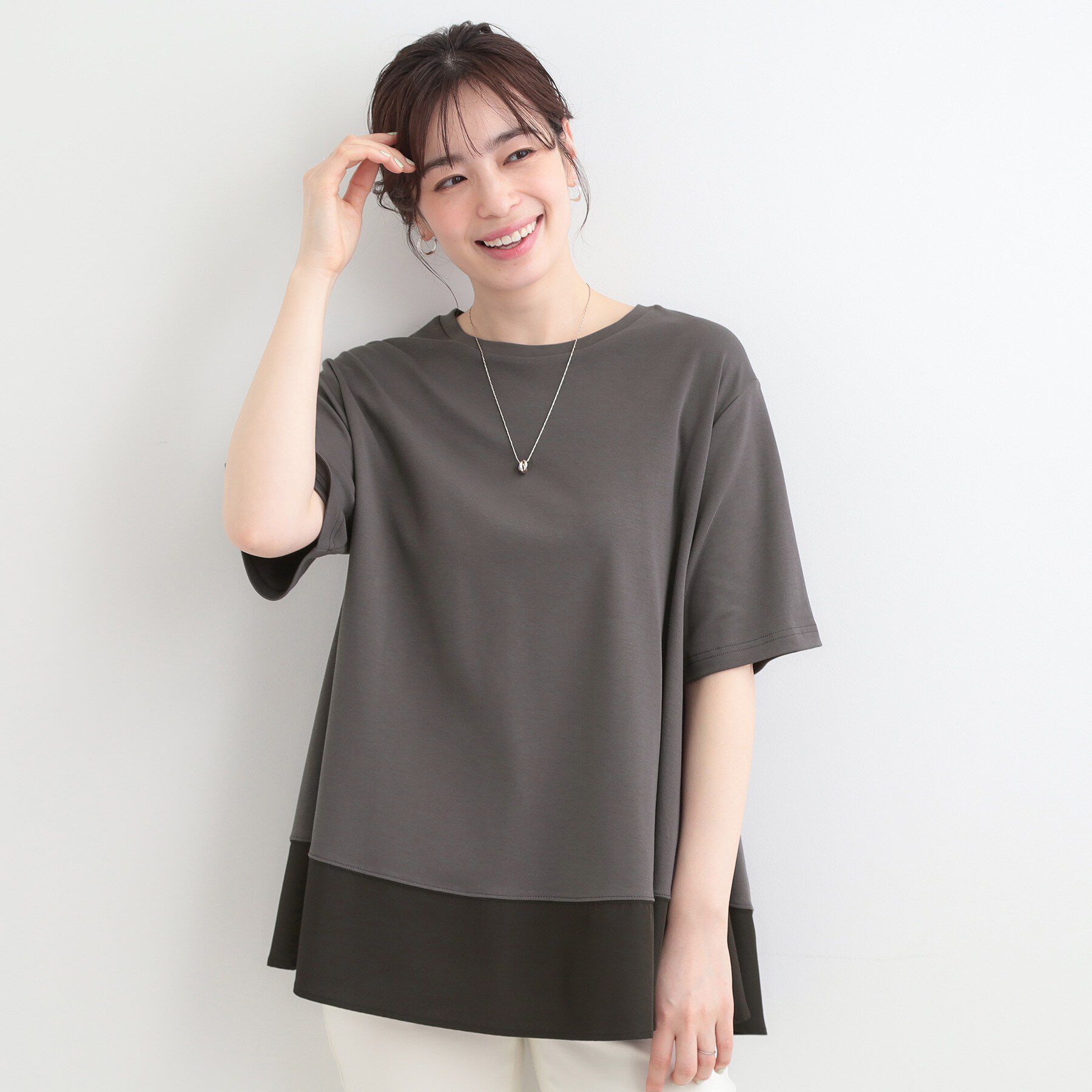 SHOO･LA･RUE「【ひんやり/UV/抗菌防臭】体型カバーも叶う 裾切り替えAライントップス」|Tシャツ・カットソー|