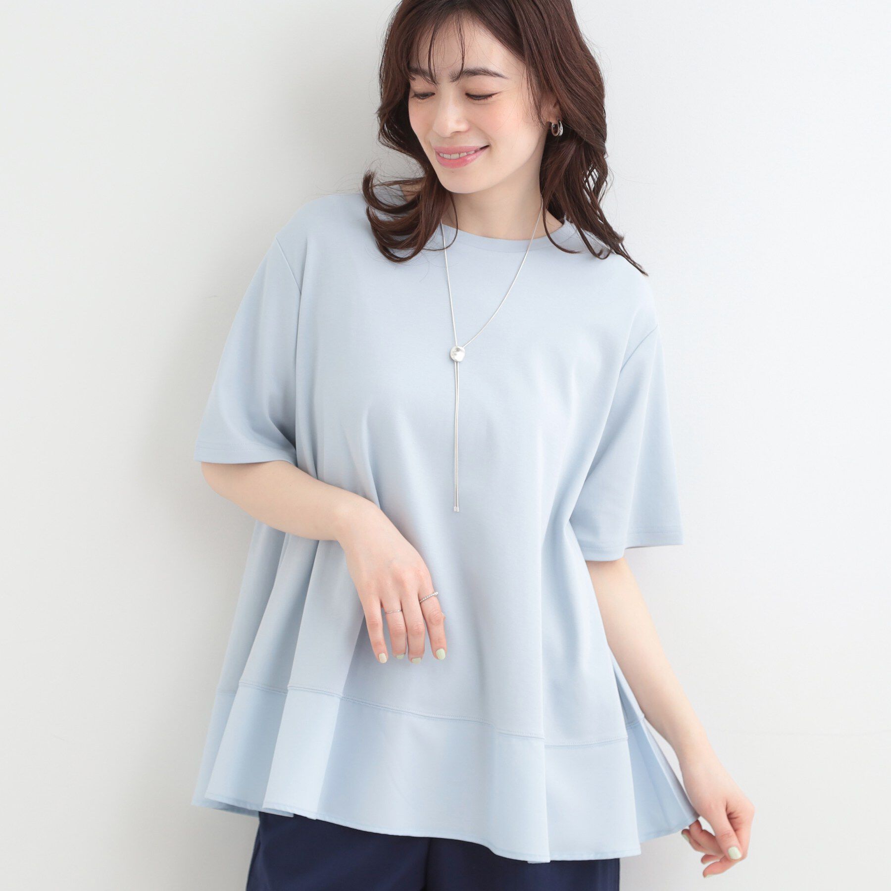 SHOO･LA･RUE「【ひんやり/UV/抗菌防臭】体型カバーも叶う 裾切り替えAライントップス」|Tシャツ・カットソー|サックスブルー(09