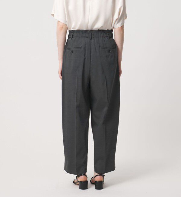 UNITED ARROWS「タック テーパード クロップド パンツ」|チノ|