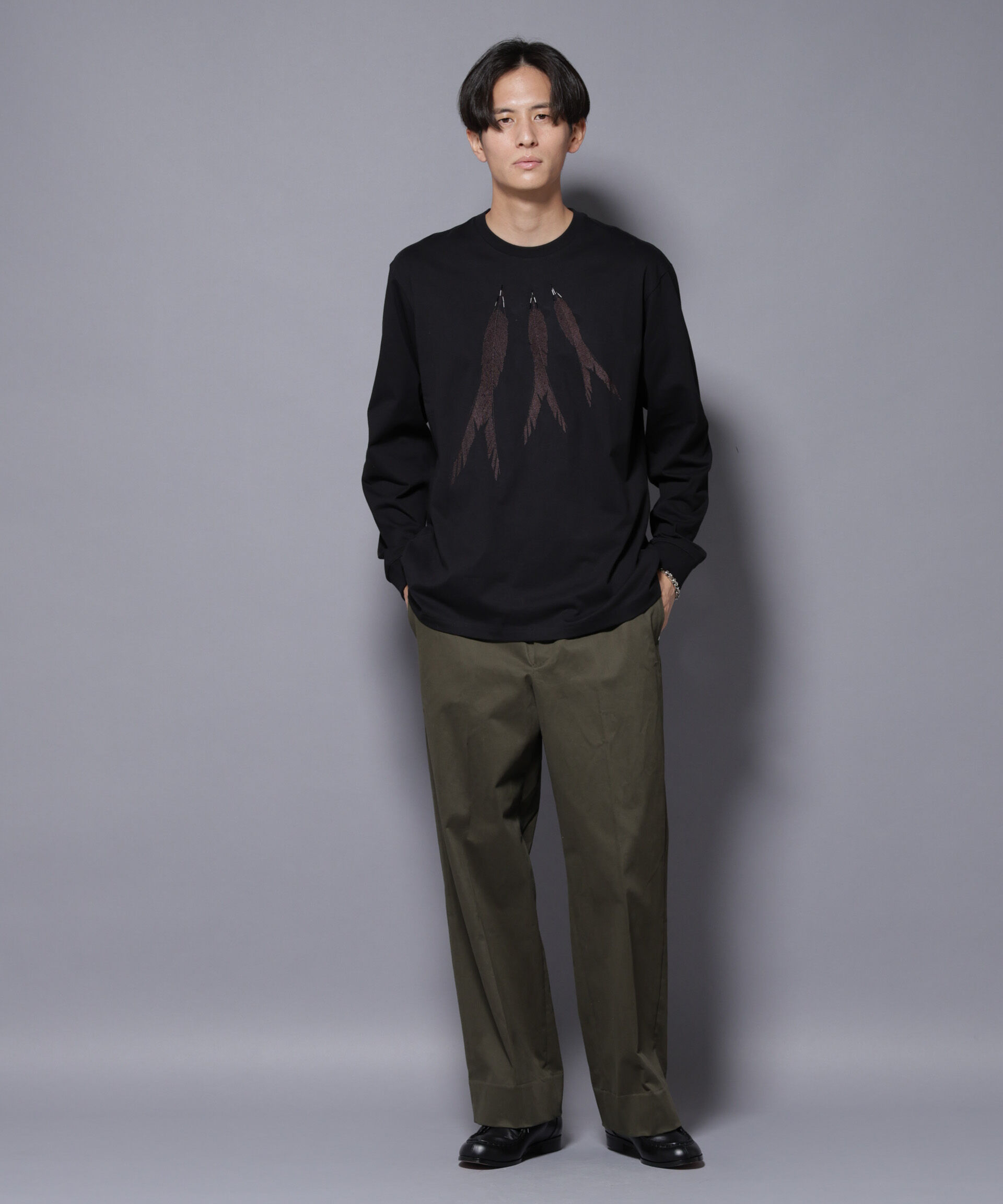 NANO universe「フェザー エンブロイダリー ロングスリーブTシャツ」|Tシャツ・カットソー|