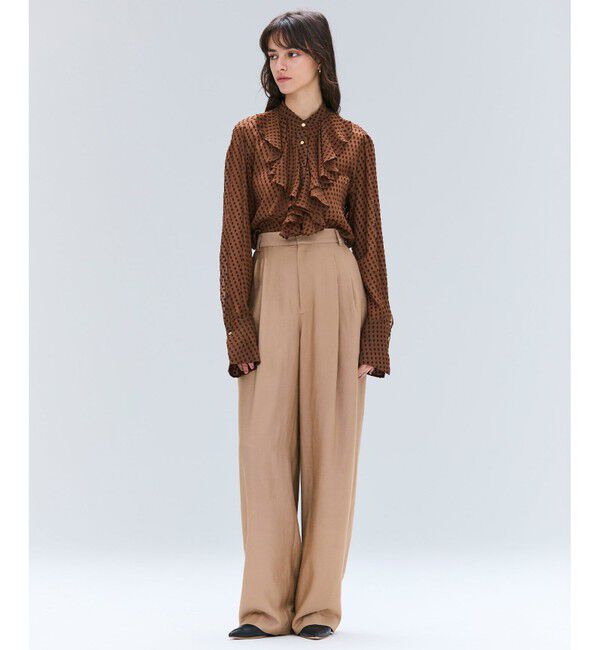 BEIGE,「CALLERRY / シルク混ドットラッフルブラウス」|シャツ・ブラウス|