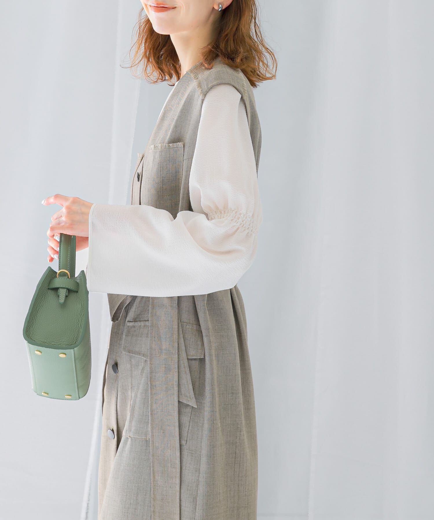 URBAN RESEARCH ROSSO「シャーリングベルスリーブブラウス」|シャツ・ブラウス|