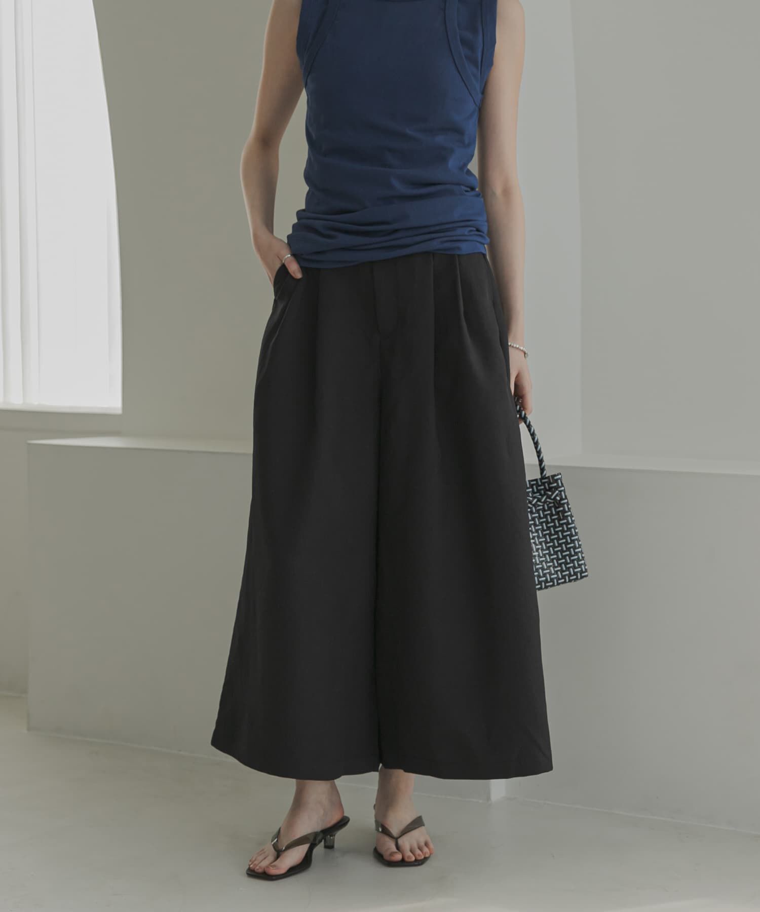 URBAN RESEARCH「撥水クロップドワイドパンツ」|その他|