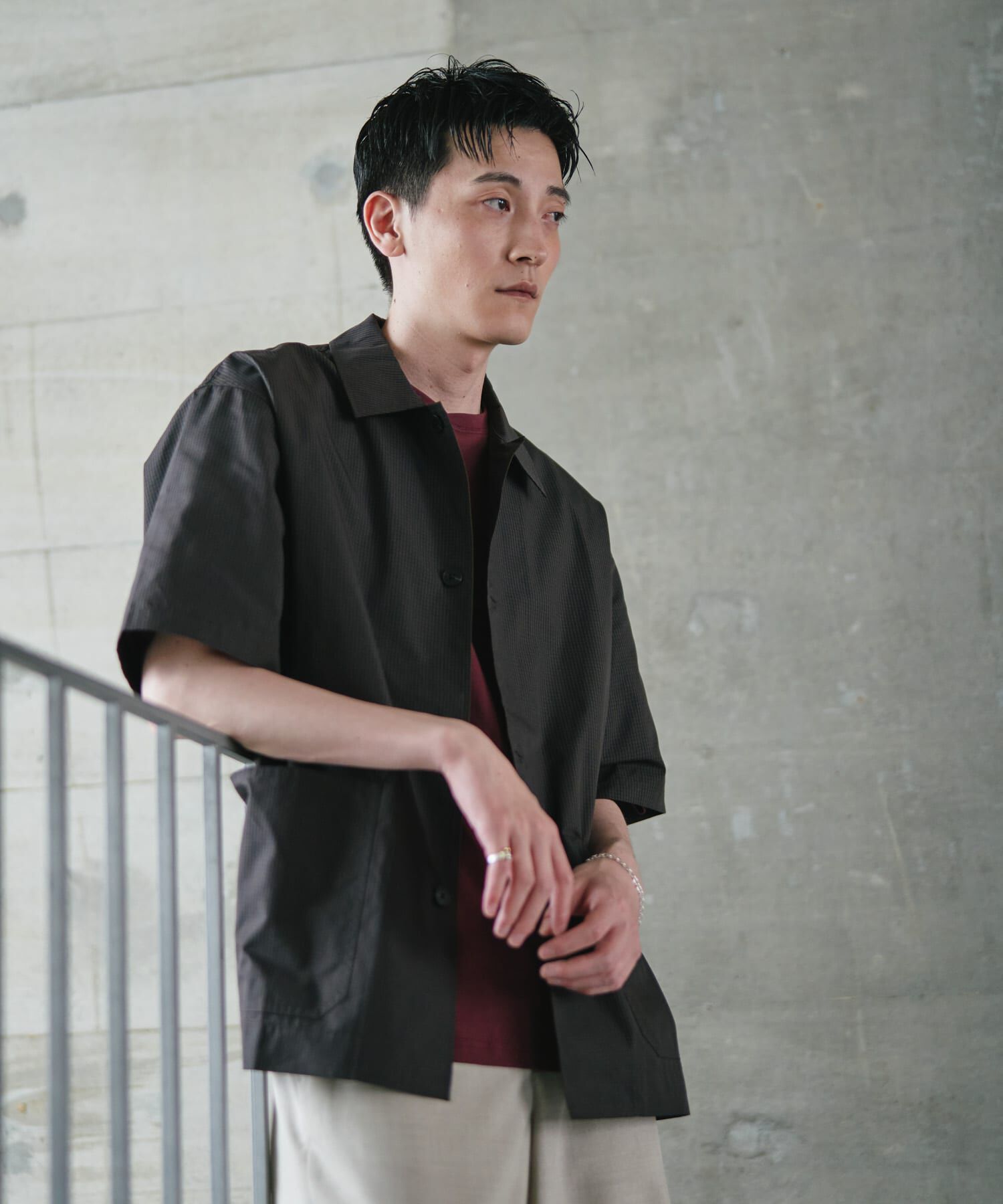 URBAN RESEARCH DOORS「『速乾/ｲｰｼﾞｰｹｱ/UVｶｯﾄ』『URTECH』Aircare ｼｮｰﾄｽﾘｰﾌﾞｼｬ 」|シャツ・ブラウス|
