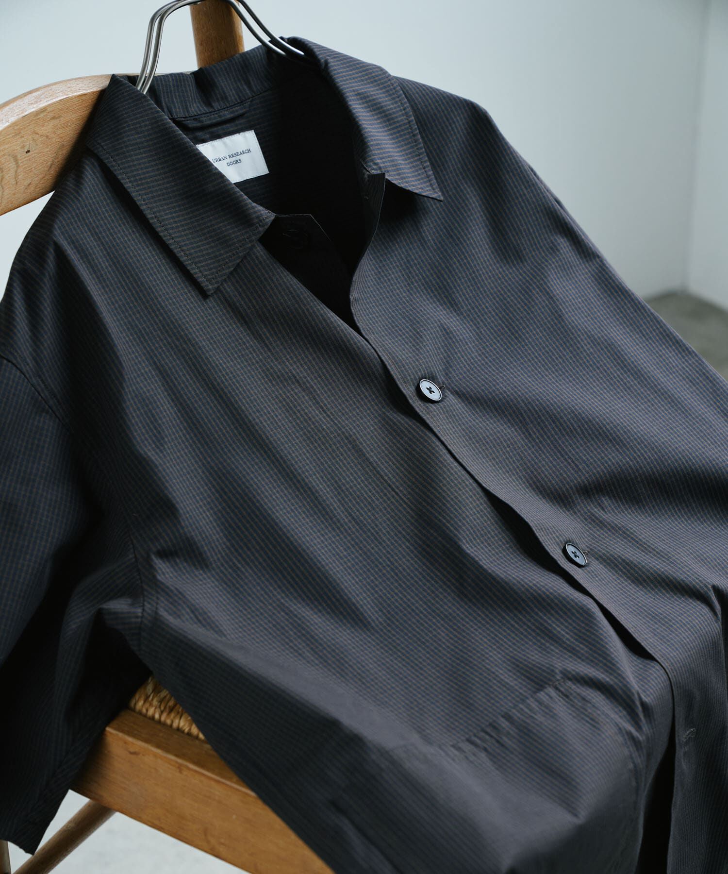 URBAN RESEARCH DOORS「『速乾/ｲｰｼﾞｰｹｱ/UVｶｯﾄ』『URTECH』Aircare ｼｮｰﾄｽﾘｰﾌﾞｼｬ 」|シャツ・ブラウス|