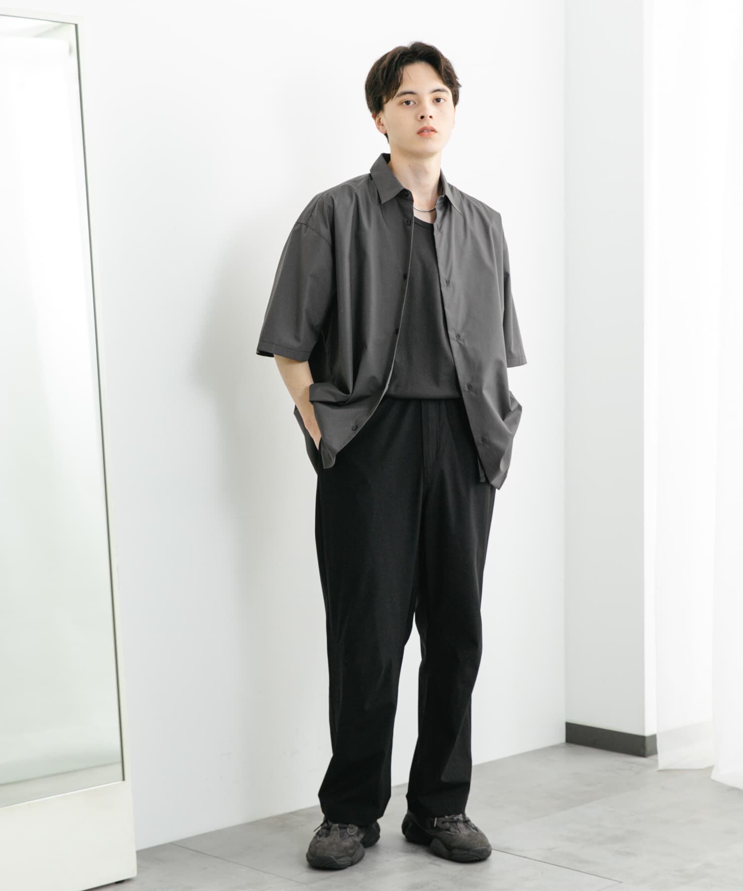 SENSE OF PLACE by URBAN RESEARCH「『ﾕﾆｾｯｸｽ』ﾘﾗｯｸｽﾌｨｯﾄﾚｷﾞｭﾗｰｶﾗｰｼｮｰﾄｽﾘｰ 」|シャツ・ブラウス|