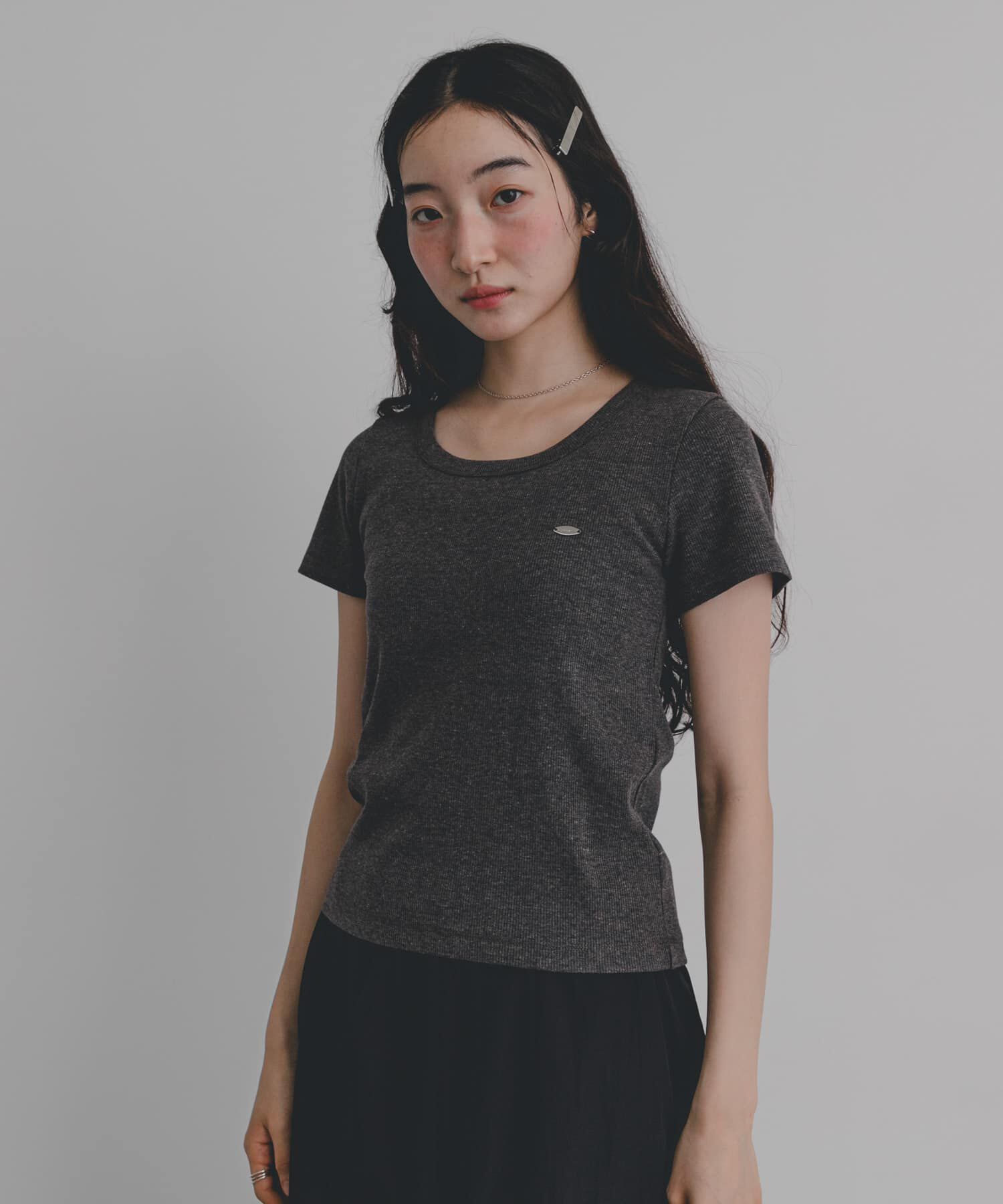 SENSE OF PLACE by URBAN RESEARCH「『一部WEB限定カラー』ラウンドネックリブTシャツ(半袖)」|Tシャツ・カットソー|チャコールグレー