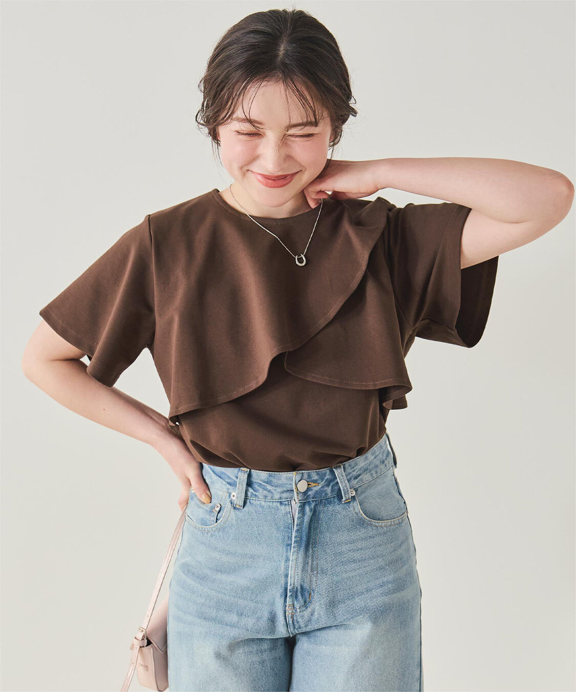 titivate「機能性カットソーフレアデザイントップス」|Tシャツ・カットソー|ブラウン