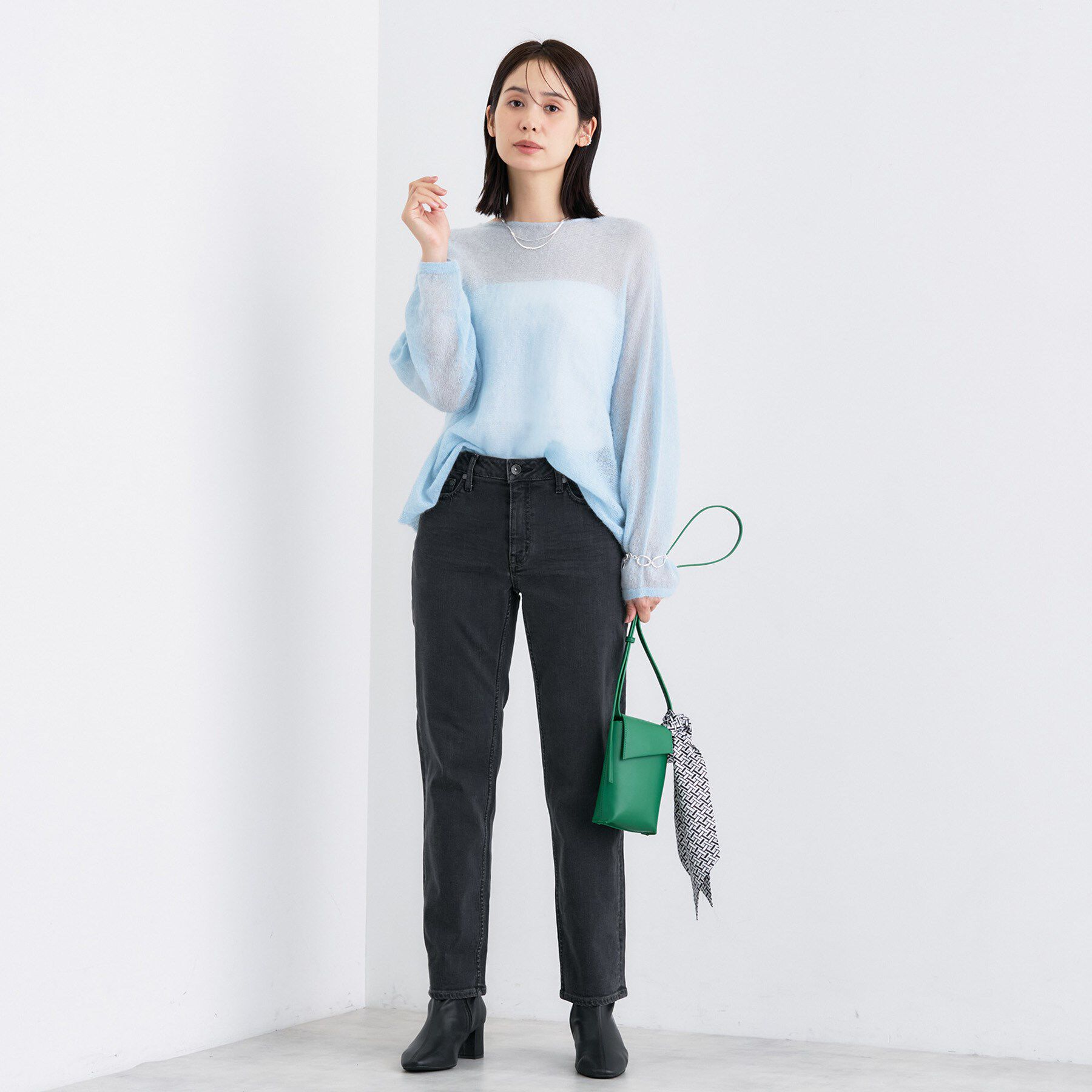 INDIVI「【褒められデニム】スリムストレート デニムパンツ」|デニム|