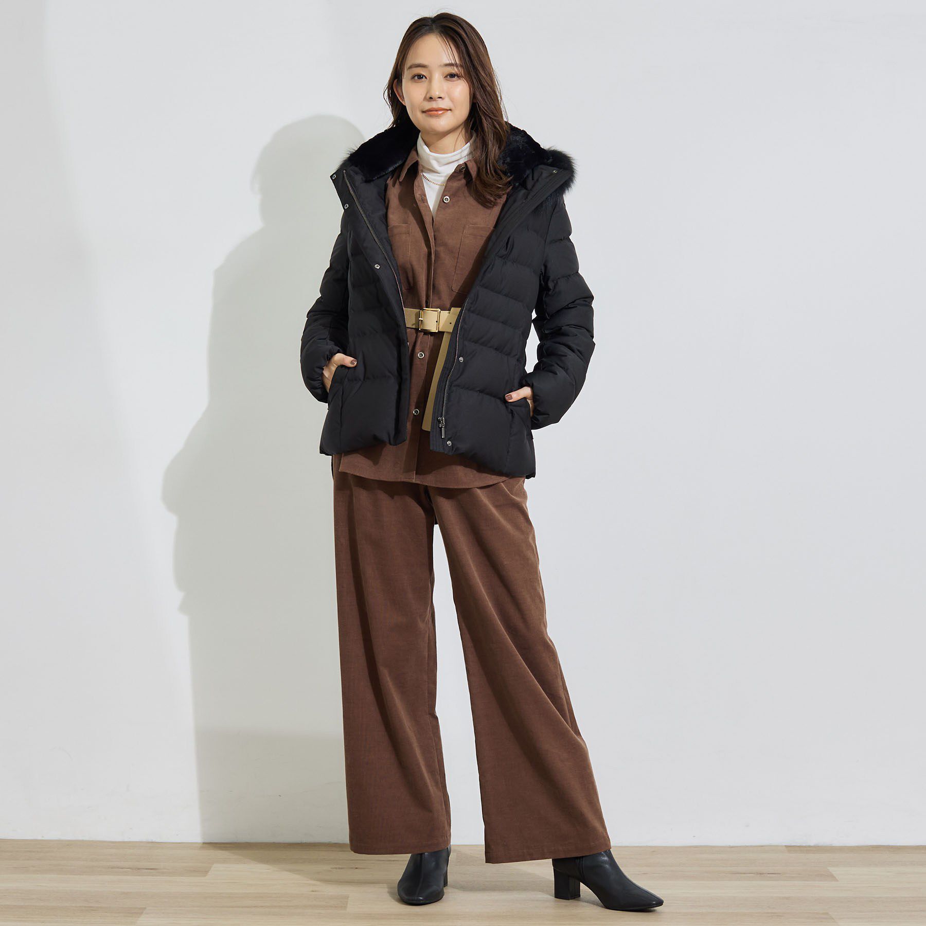 INDIVI「【名品／撥水／抗菌防臭】ショート丈リサイクルダウンコート」|ダウン|