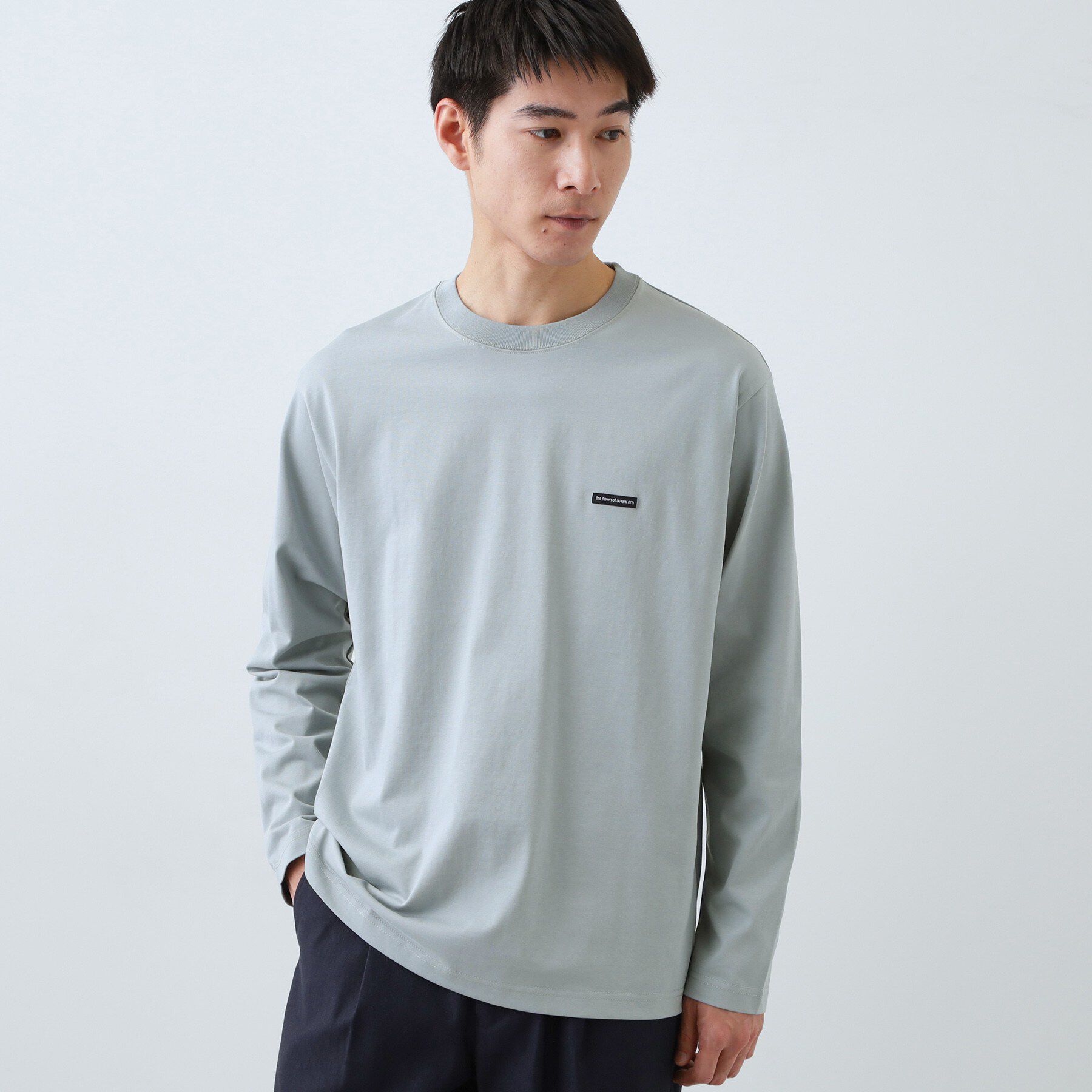 THE SHOP TK「【スタイルを選ばず着られる】ワンポイント 長袖Tシャツ 洗濯機OK/UVカット/毛玉になりにくい」|Tシャツ・カットソー|