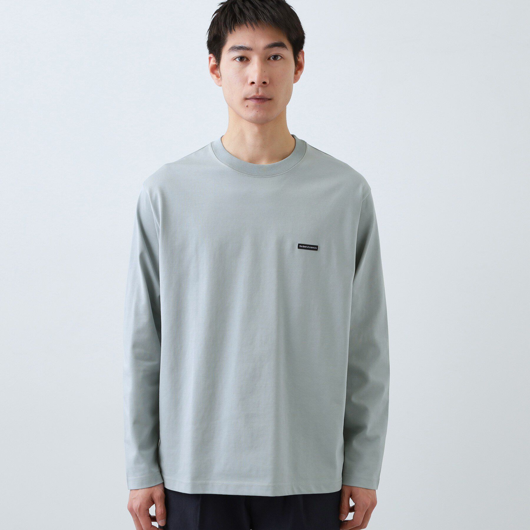 THE SHOP TK「【スタイルを選ばず着られる】ワンポイント 長袖Tシャツ 洗濯機OK/UVカット/毛玉になりにくい」|Tシャツ・カットソー|