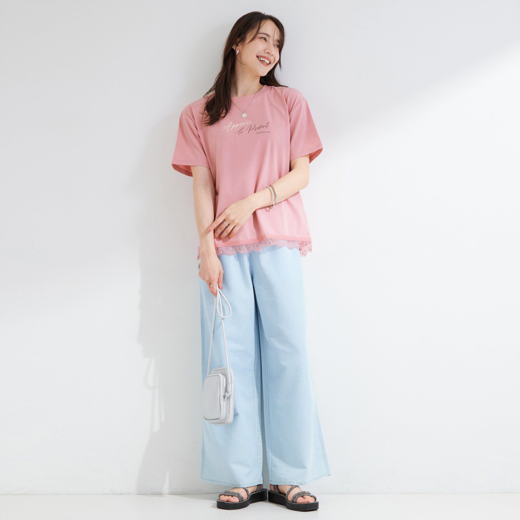 SHOO･LA･RUE「【ひんやり/UV/S-LL/洗濯機可】真夏に着たい裾レースが女性らしさをプラスする プリントアソート」|Tシャツ・カットソー|