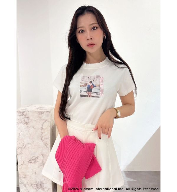 MERCURYDUO「【EMILY IN PARISコラボ】バーティカルフォトTシャツ」|Tシャツ・カットソー|
