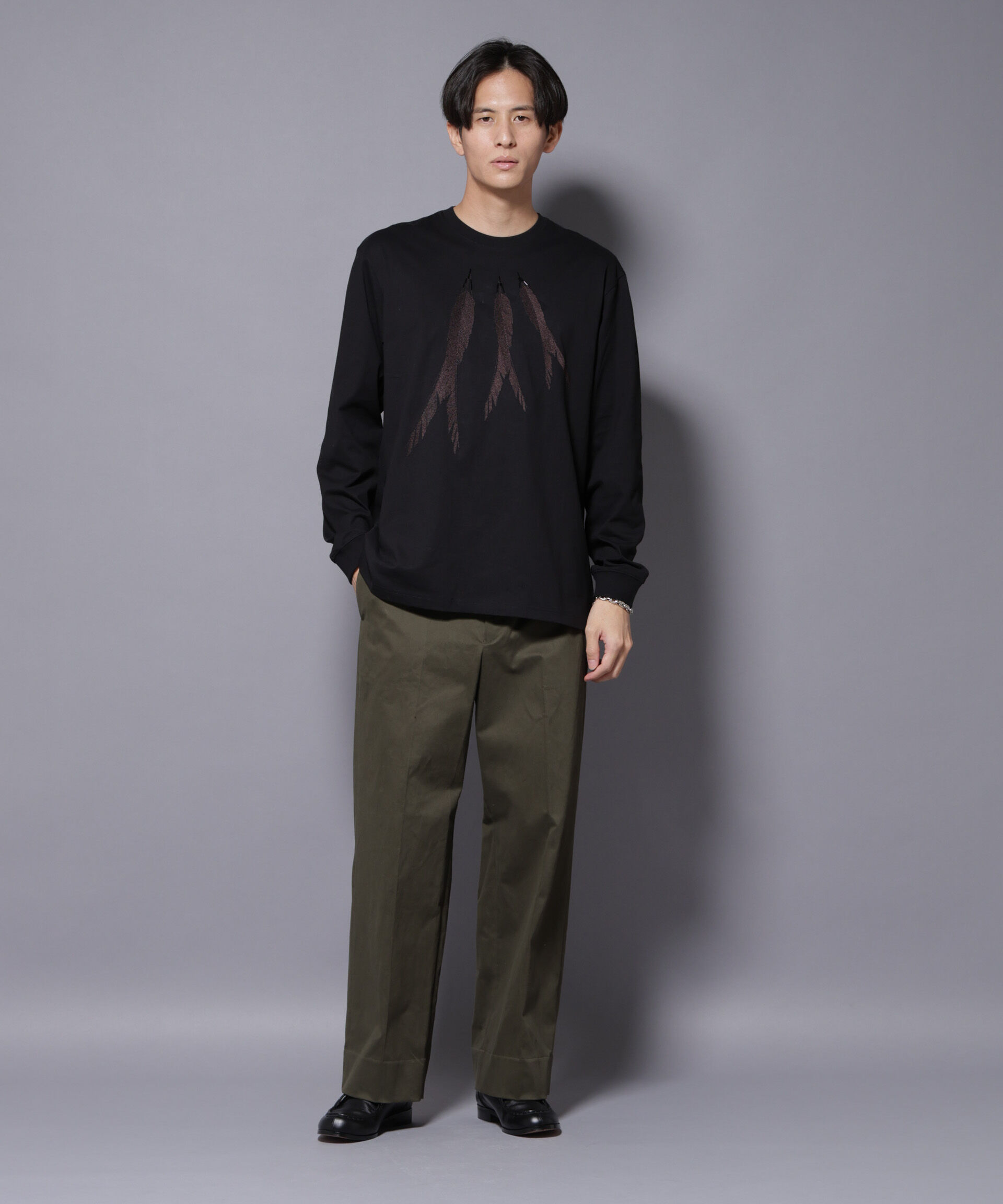 NANO universe「フェザー エンブロイダリー ロングスリーブTシャツ」|Tシャツ・カットソー|
