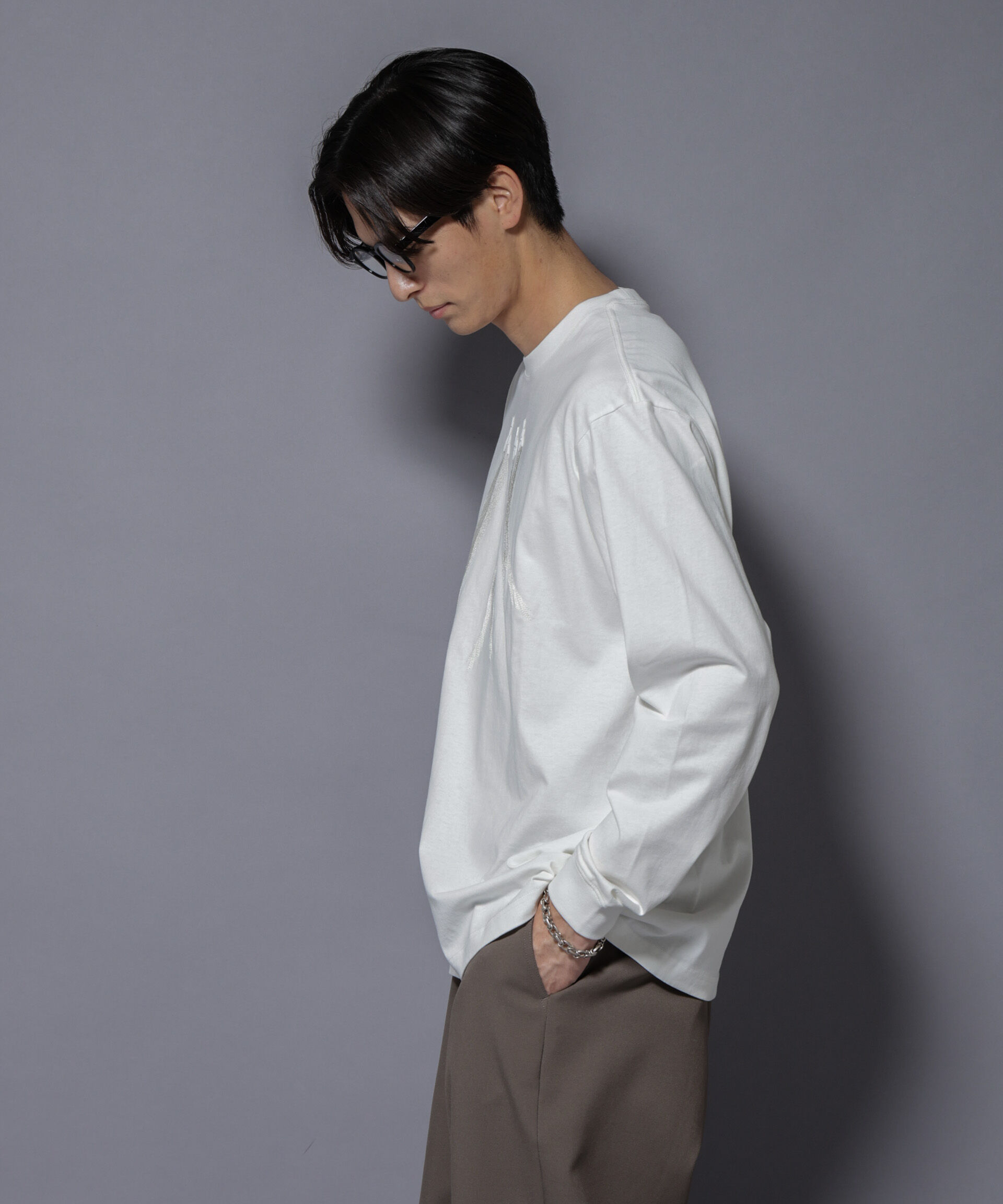NANO universe「フェザー エンブロイダリー ロングスリーブTシャツ」|Tシャツ・カットソー|