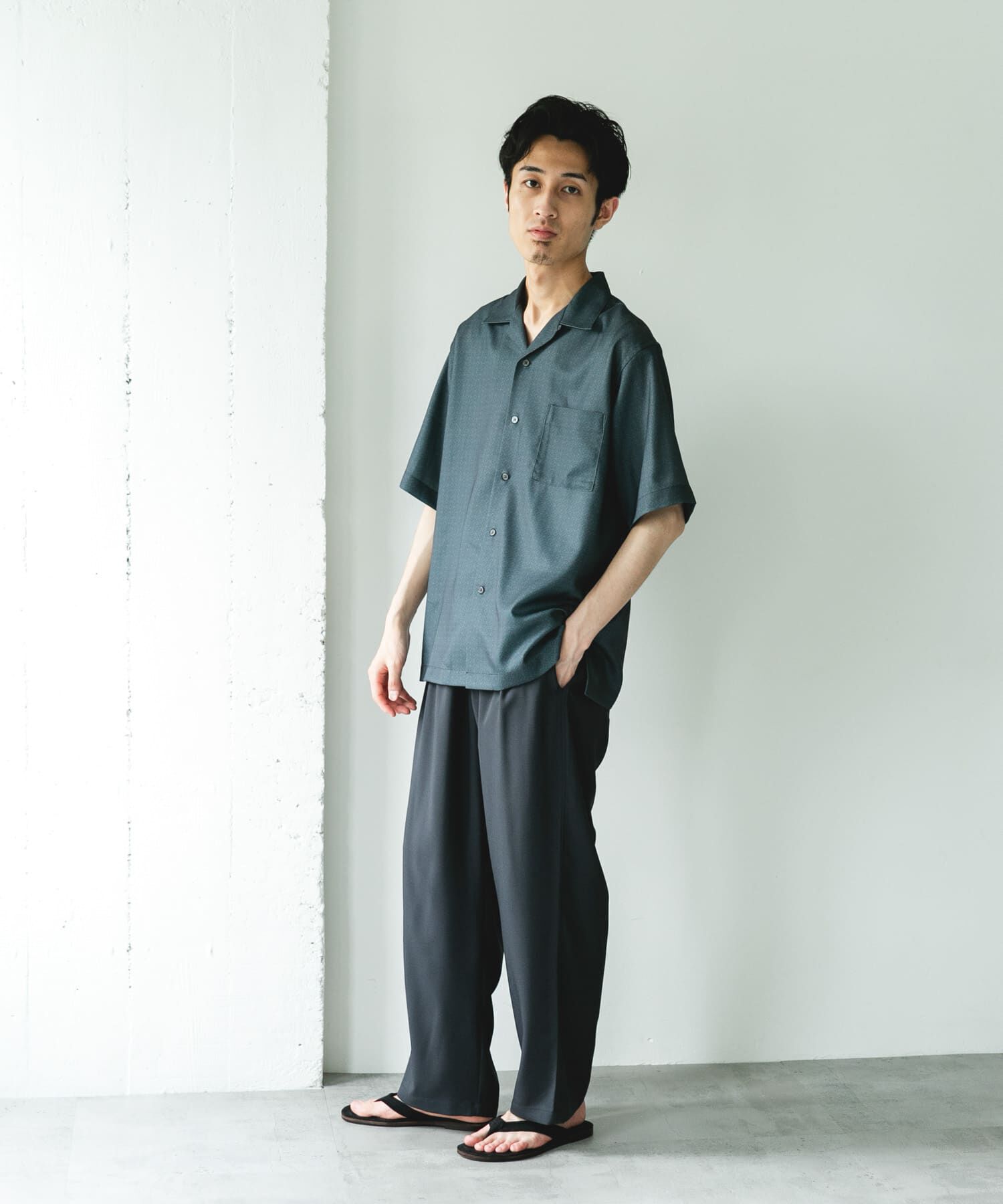 URBAN RESEARCH DOORS「セオアルファアプリントオープンカラーシャツ」|シャツ・ブラウス|