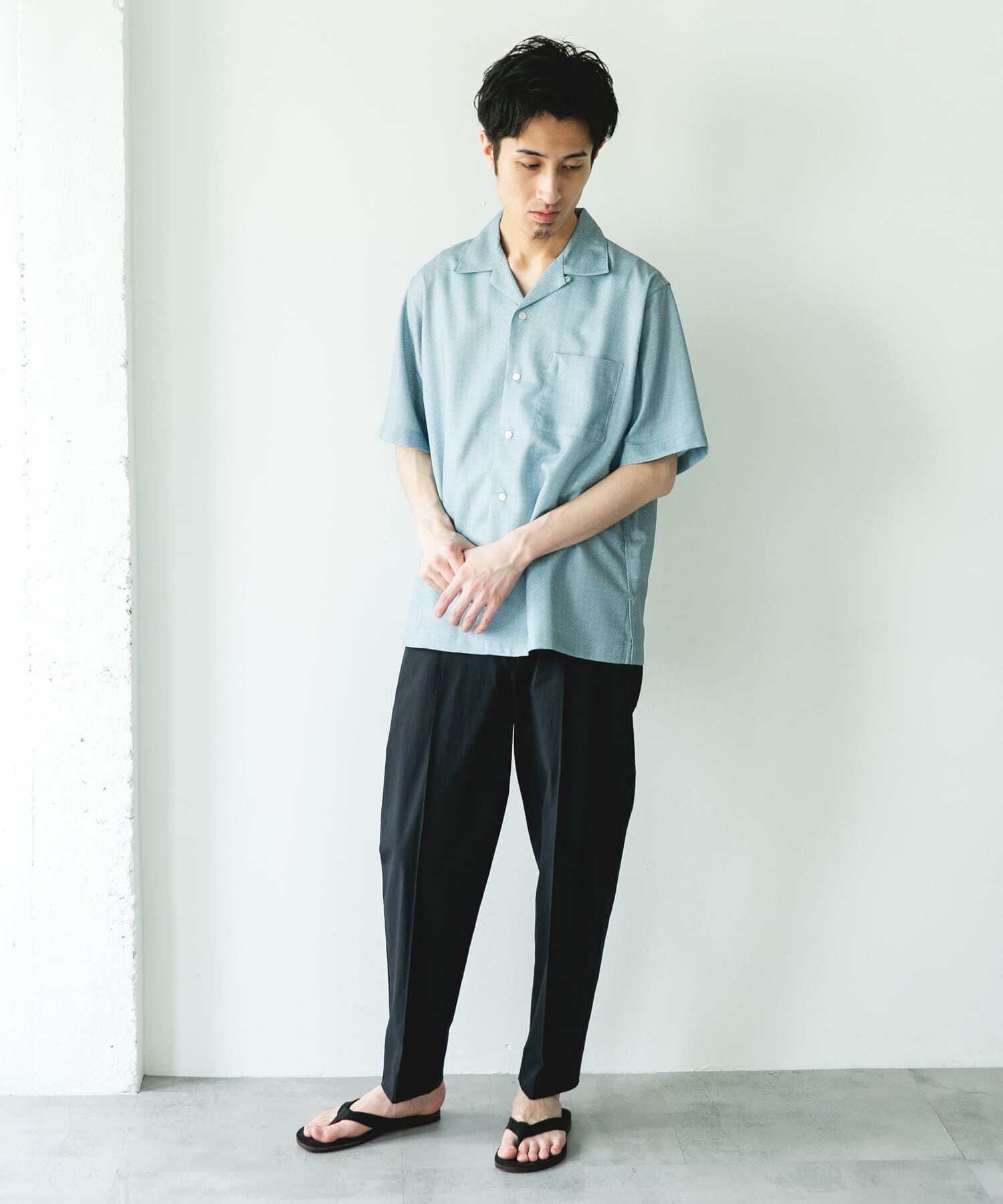 URBAN RESEARCH DOORS「セオアルファアプリントオープンカラーシャツ」|シャツ・ブラウス|