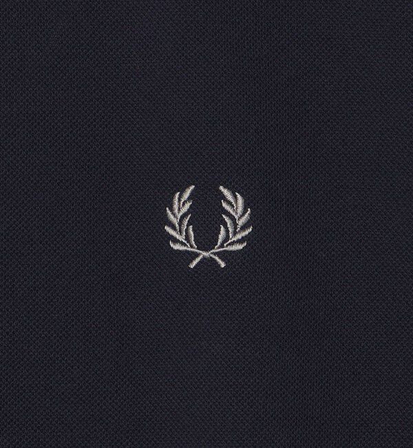 SHIPS「【SHIPS別注】FRED PERRY: SOLOTEX(R) 鹿の子 ワンポイント ロゴ Tシャツ24SS」|Tシャツ・カットソー|