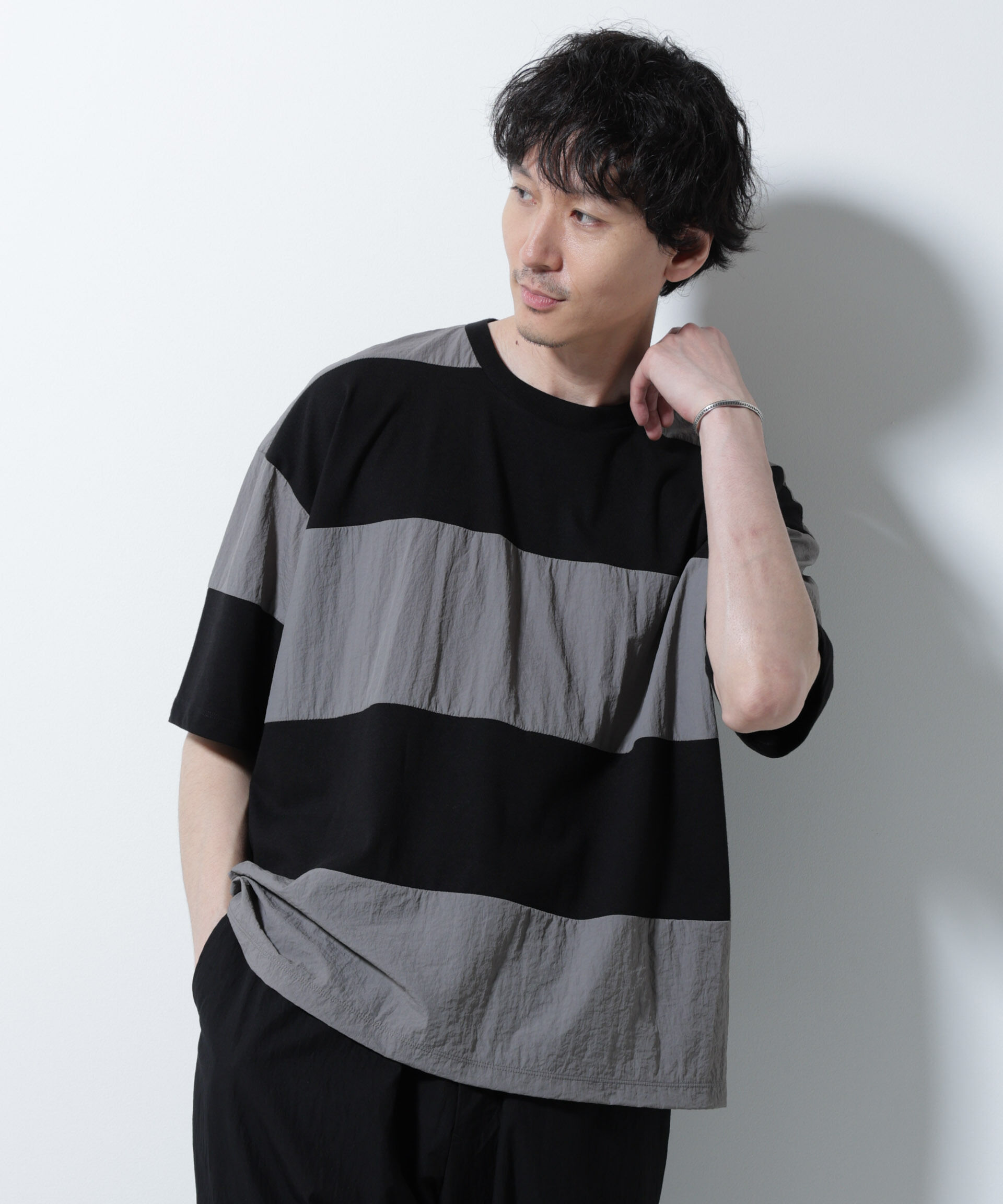 NANO universe「リラックス異素材ボーダーTシャツ 半袖」|Tシャツ・カットソー|ブラック