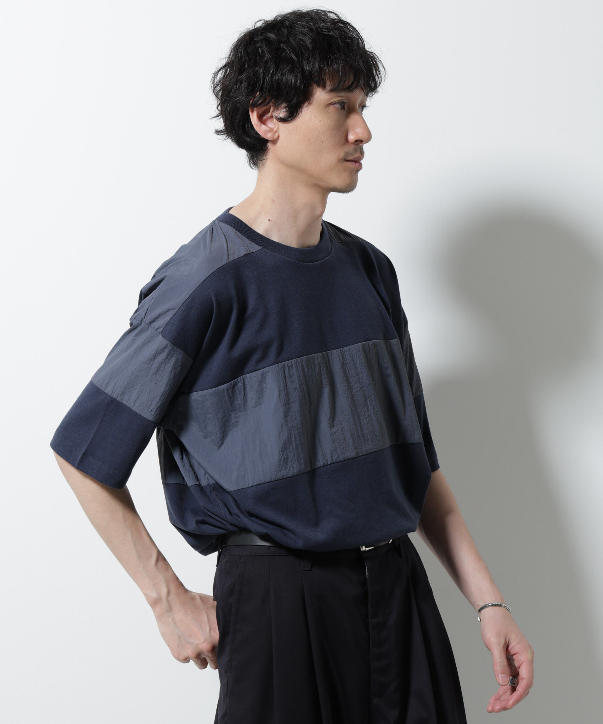NANO universe「リラックス異素材ボーダーTシャツ 半袖」|Tシャツ・カットソー|ネイビー