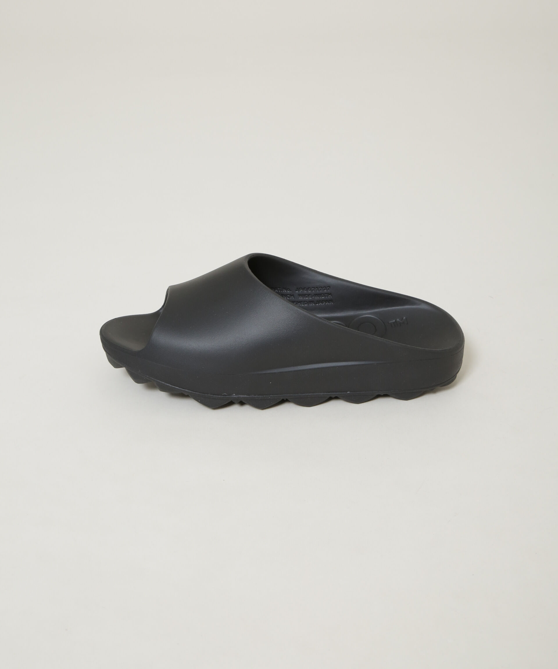 nano･universe「PPACO/LUX-2(AIR STUDDED SOLE(R))」|サンダル|