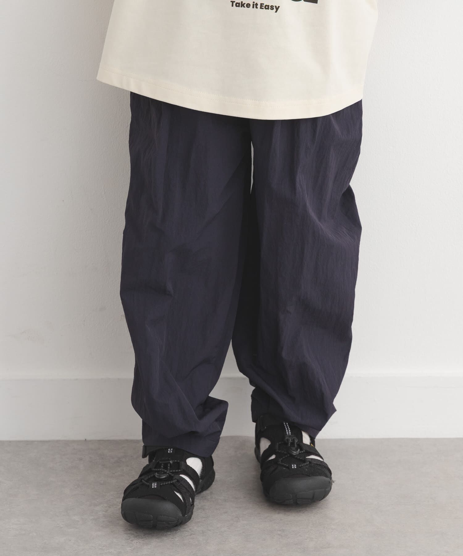 URBAN RESEARCH DOORS「撥水タックワイドパンツ(KIDS)」|その他|ネイビー